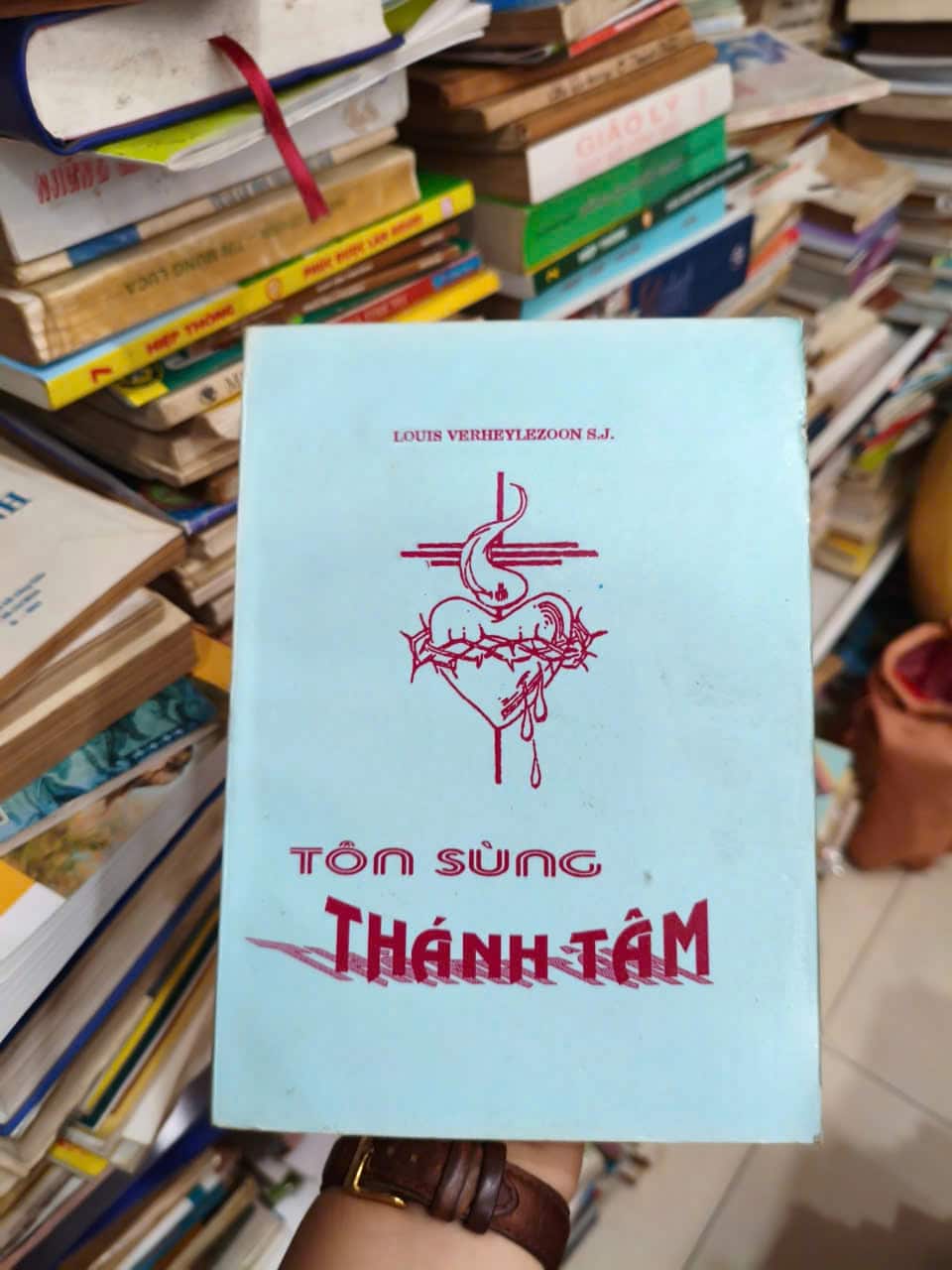 Suy Tôn Thánh Tâm