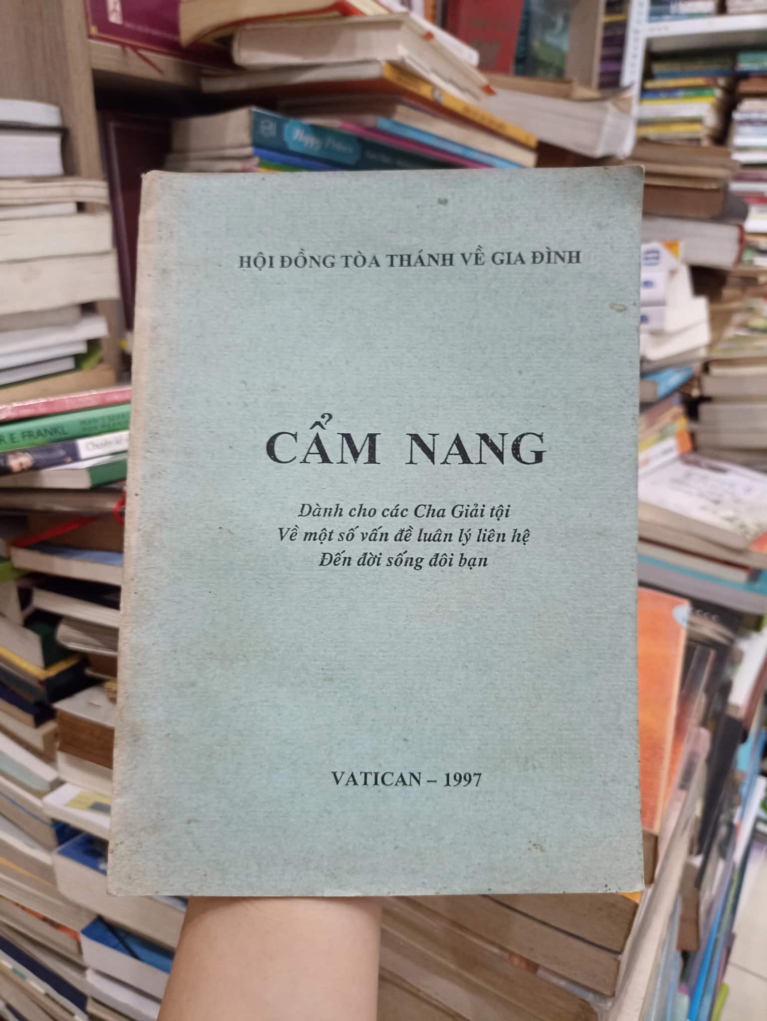 Cẩm Nang