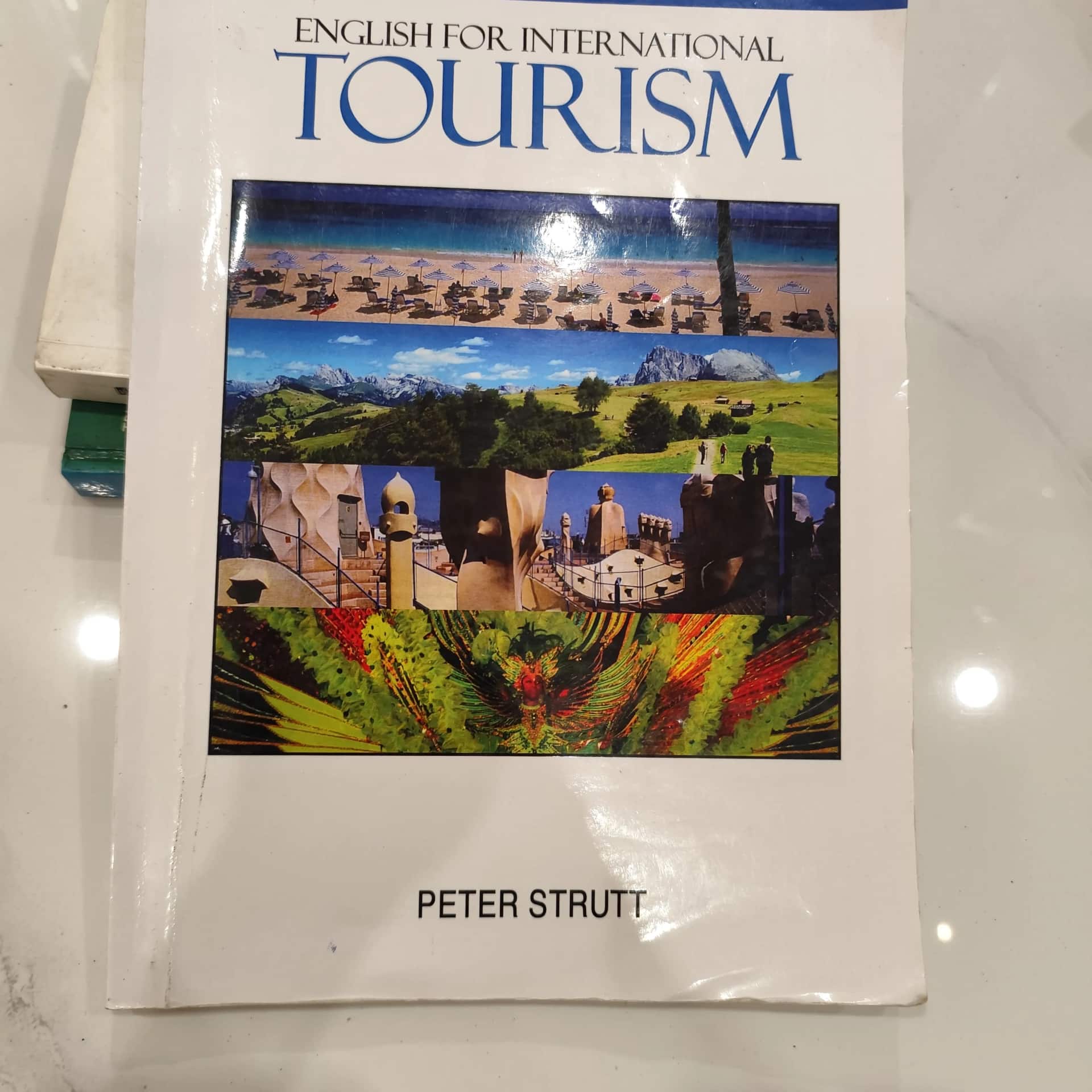 English for International Tourism: intermediate Coursebook