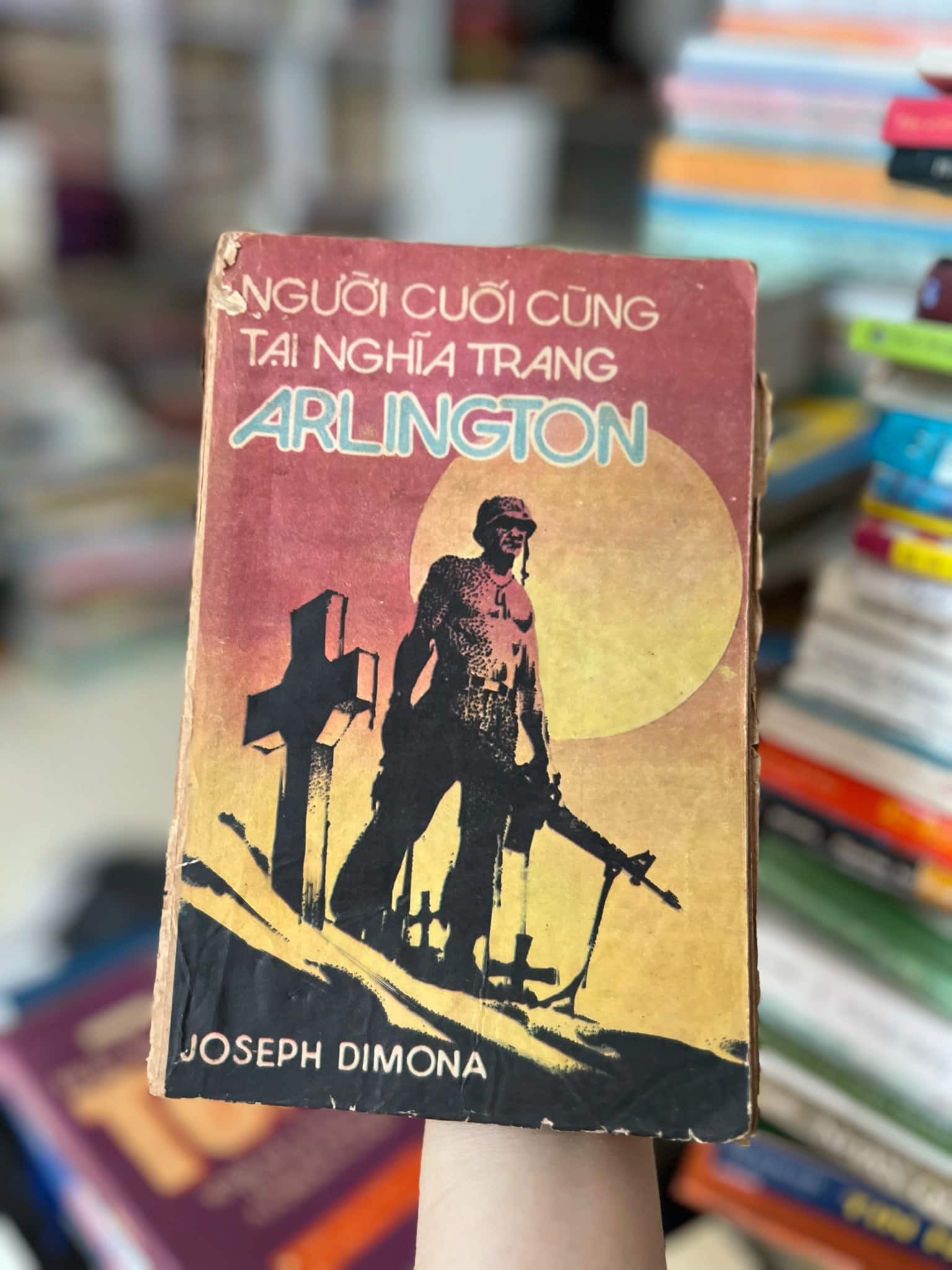 Tiểu thuyết trinh thám 1987 - người cuối cùng tại nghĩa trang ar Ling Ton