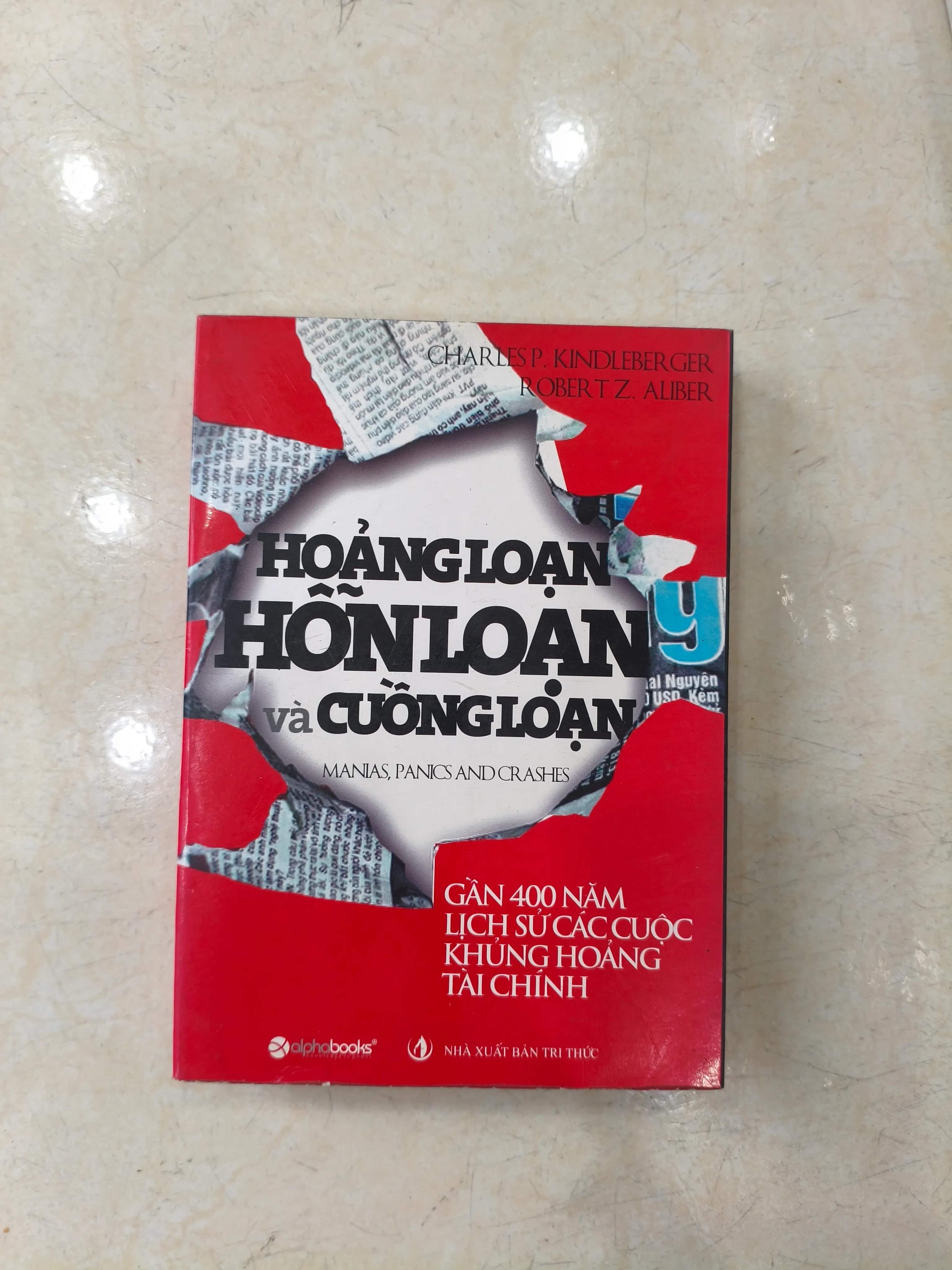 Hoảng Loạn, Hỗn Loạn và Cuồng Loạn 