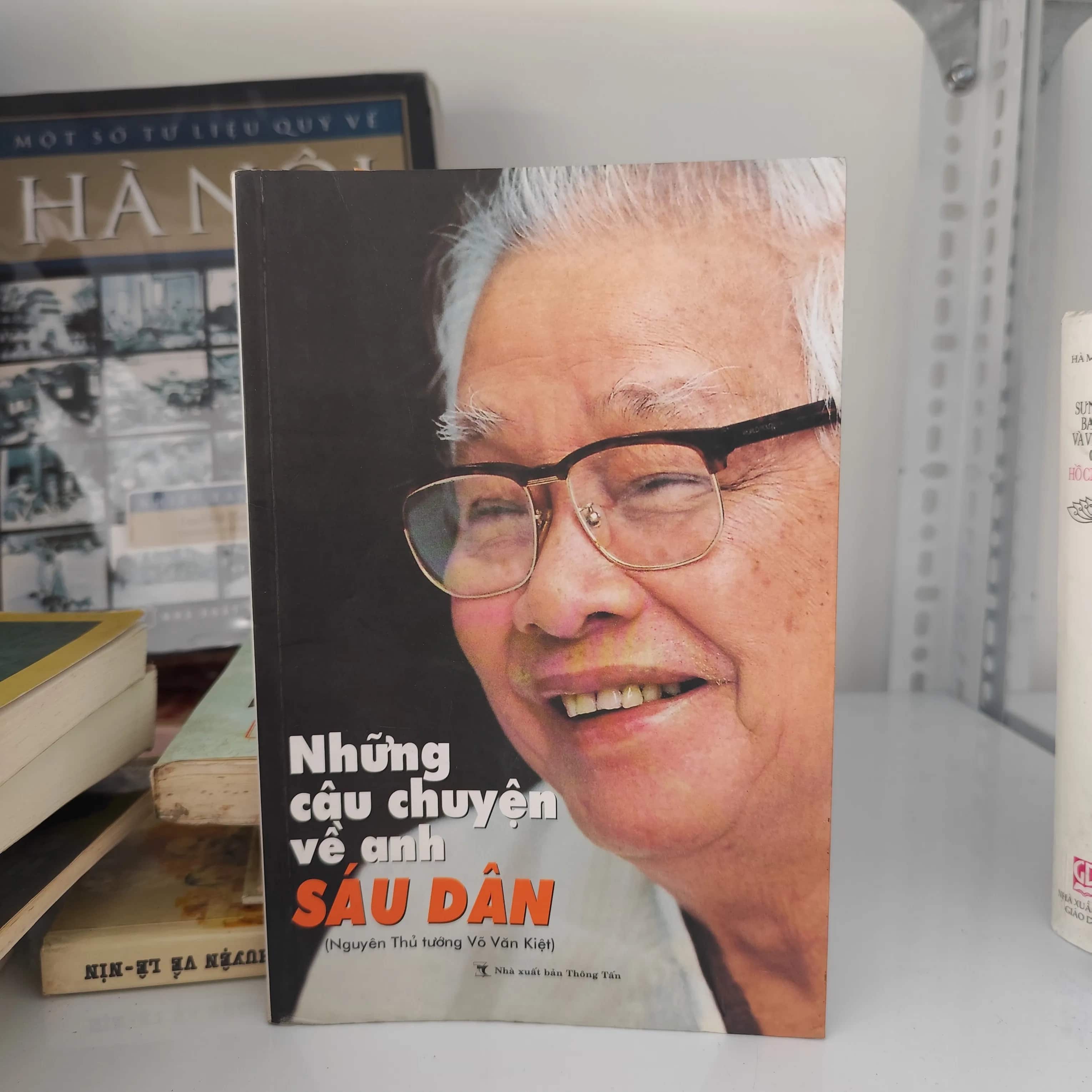 Những câu chuyện về anh Sáu Dân