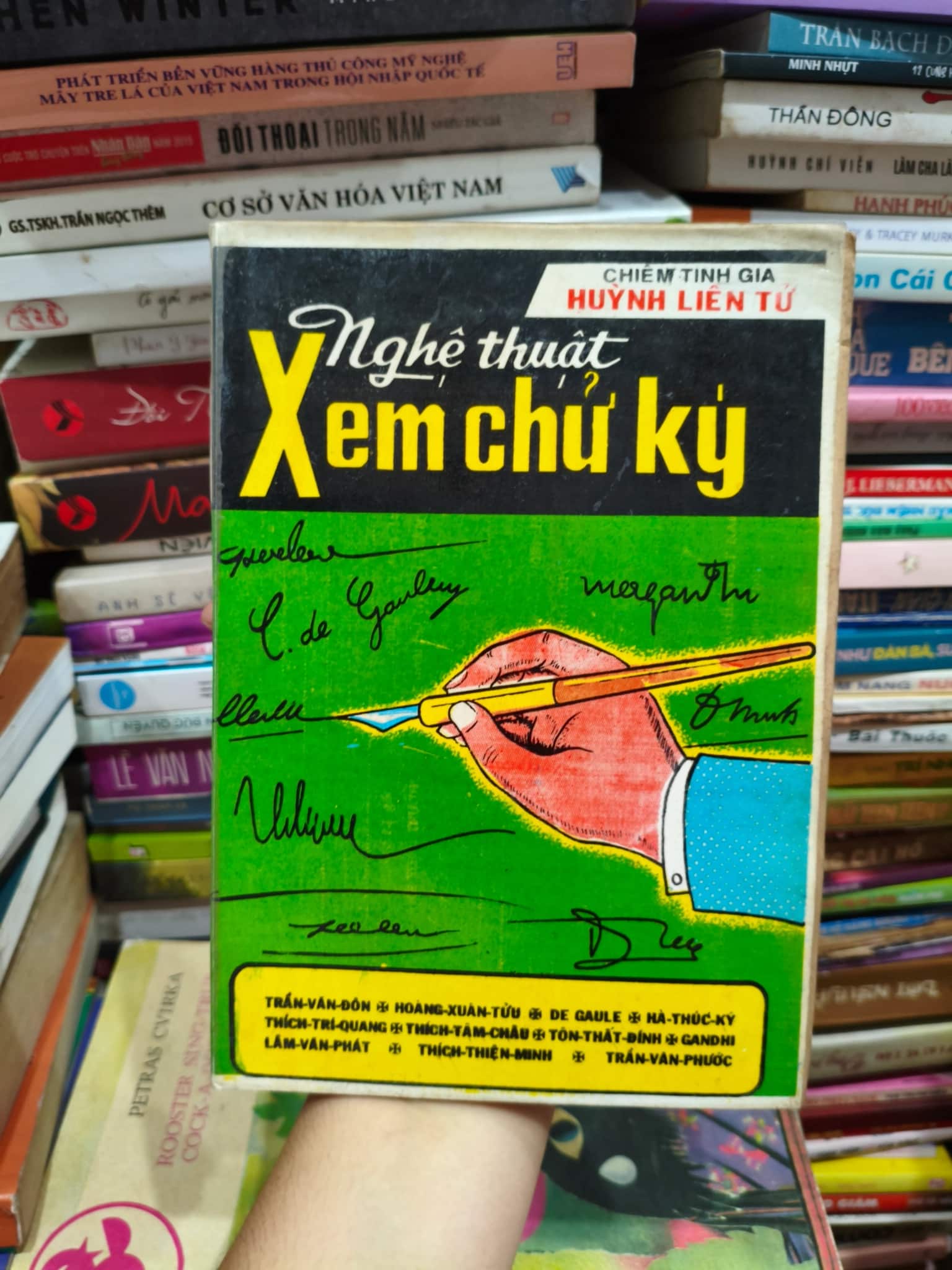 Nghệ thuật xem chữ ký 