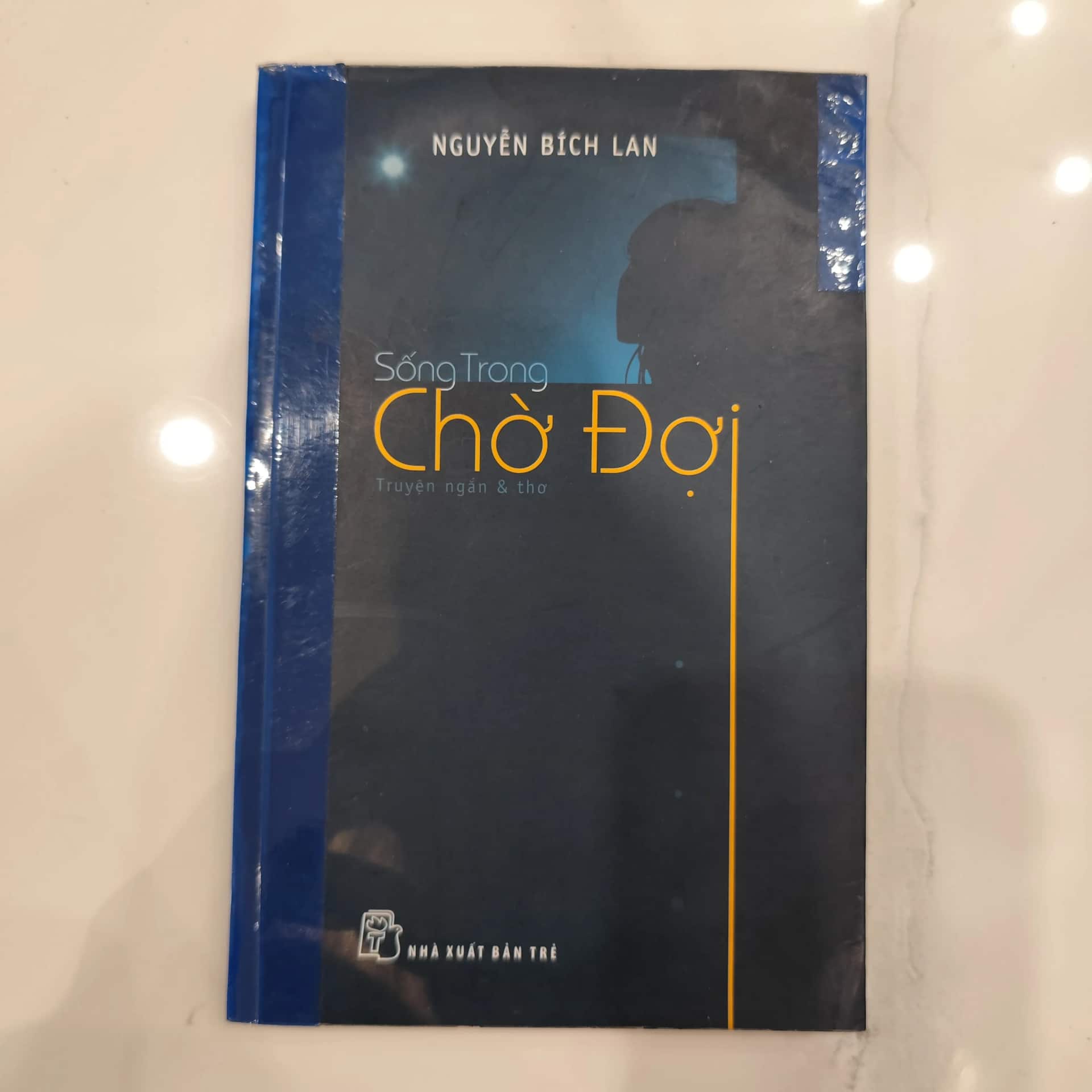 Sống trong chờ đợi
