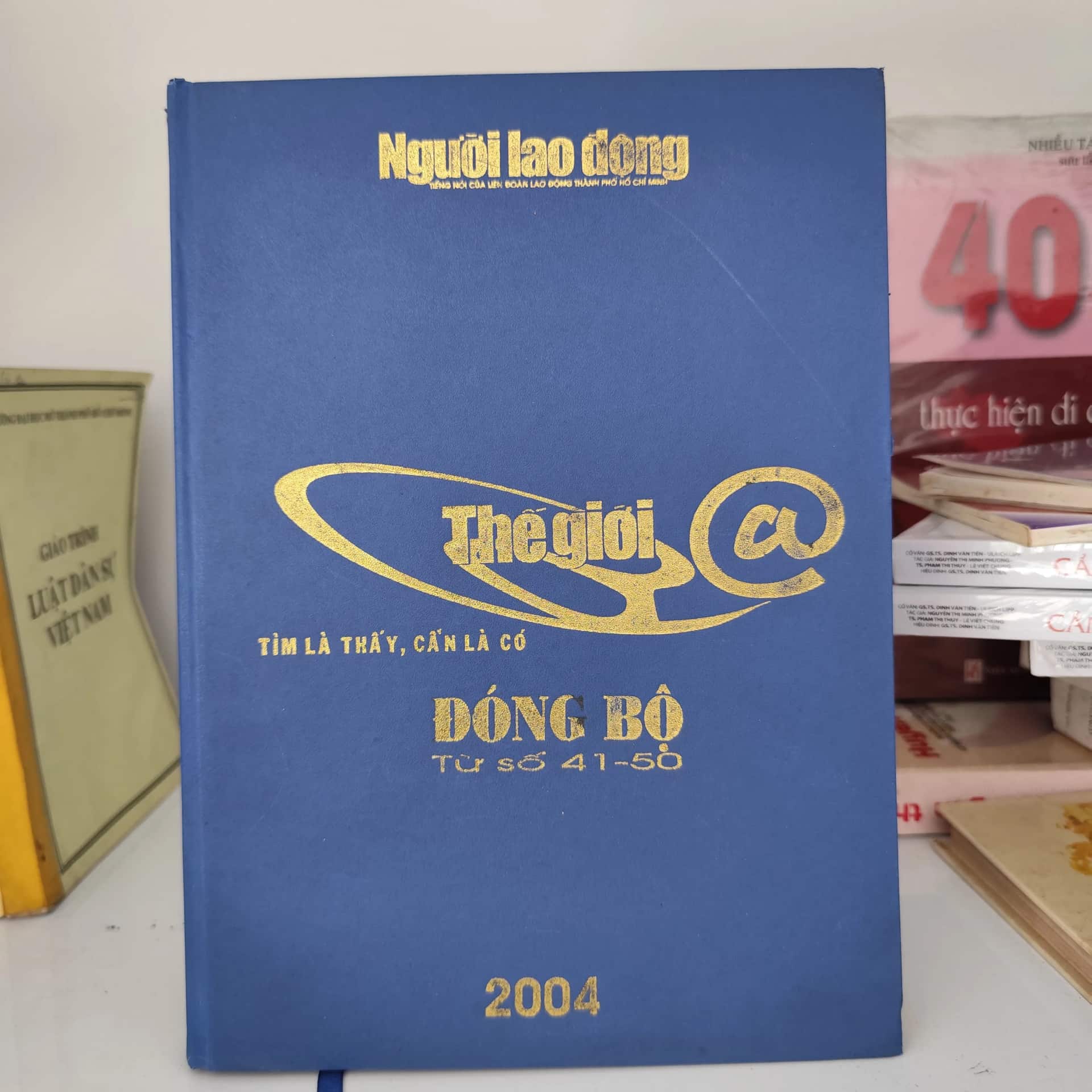 Thế giới @ đóng bộ từ số 41 đến 50 năm 2004( bìa cứng)