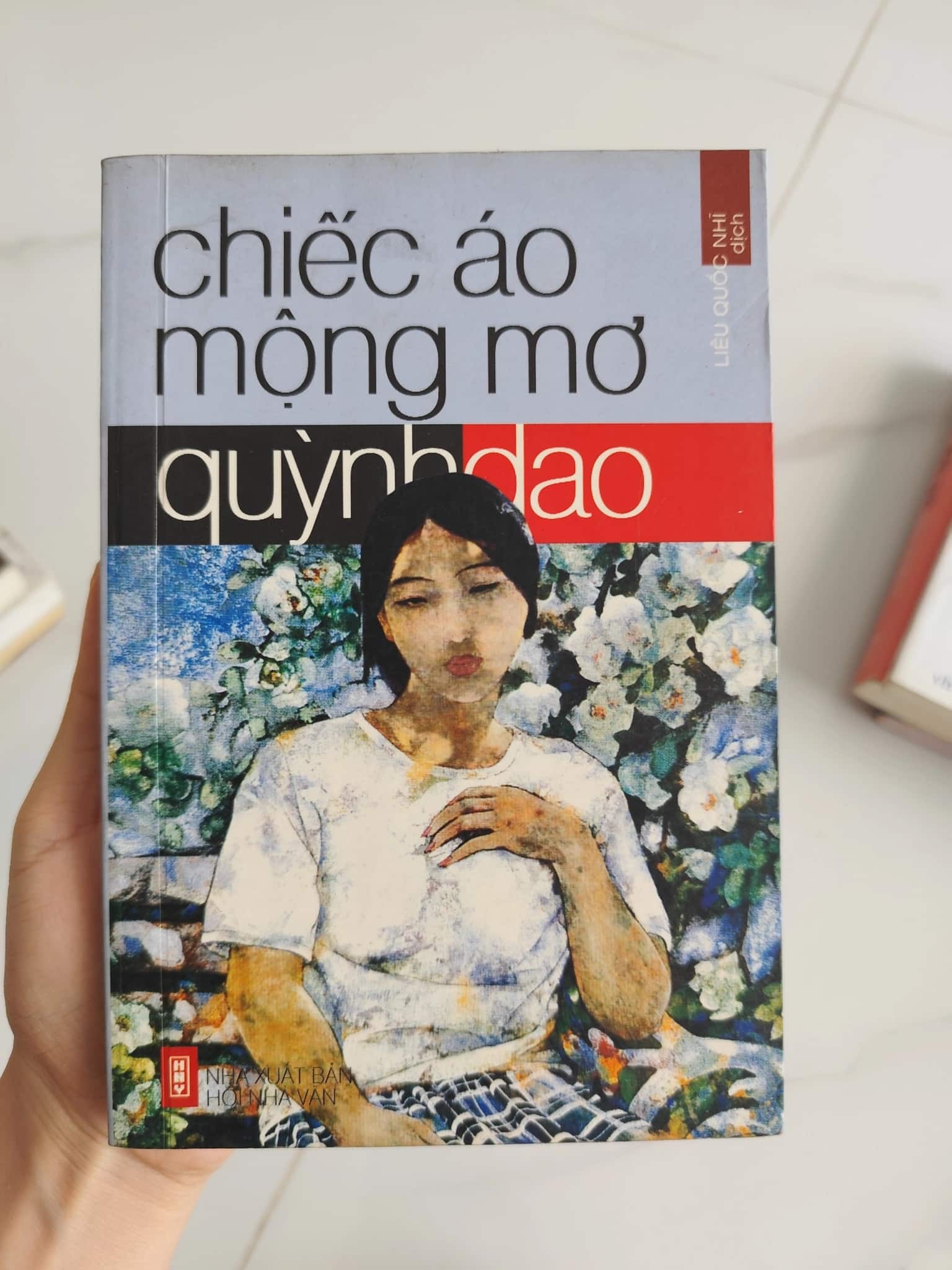 Chiếc áo mộng mơ Quỳnh Giao