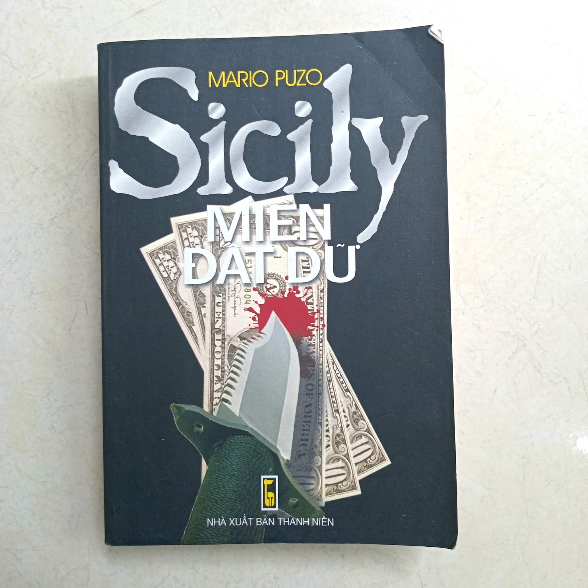 Miền đất dữ 