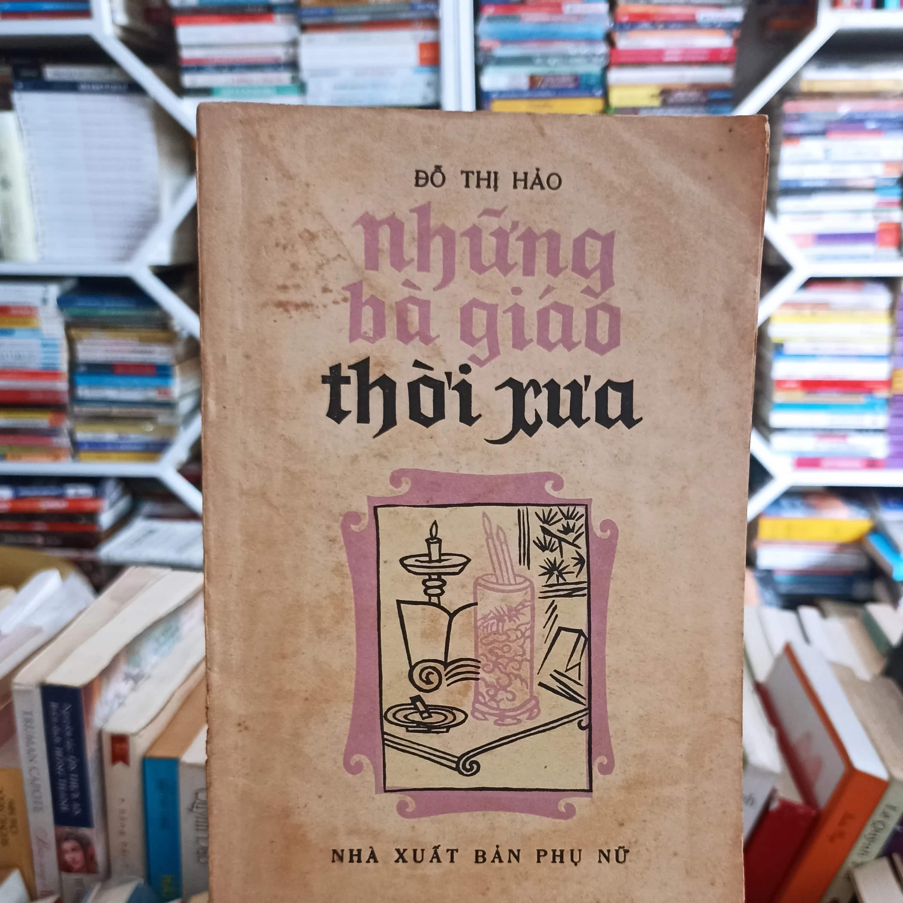 Những bà giáo thời xưa 