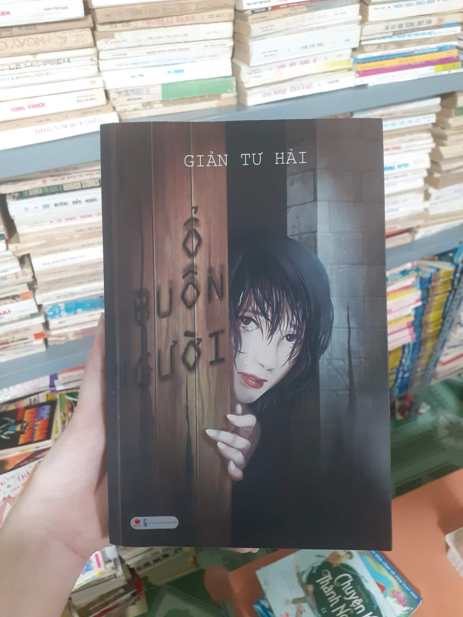 Truyện Ổ Buôn Người