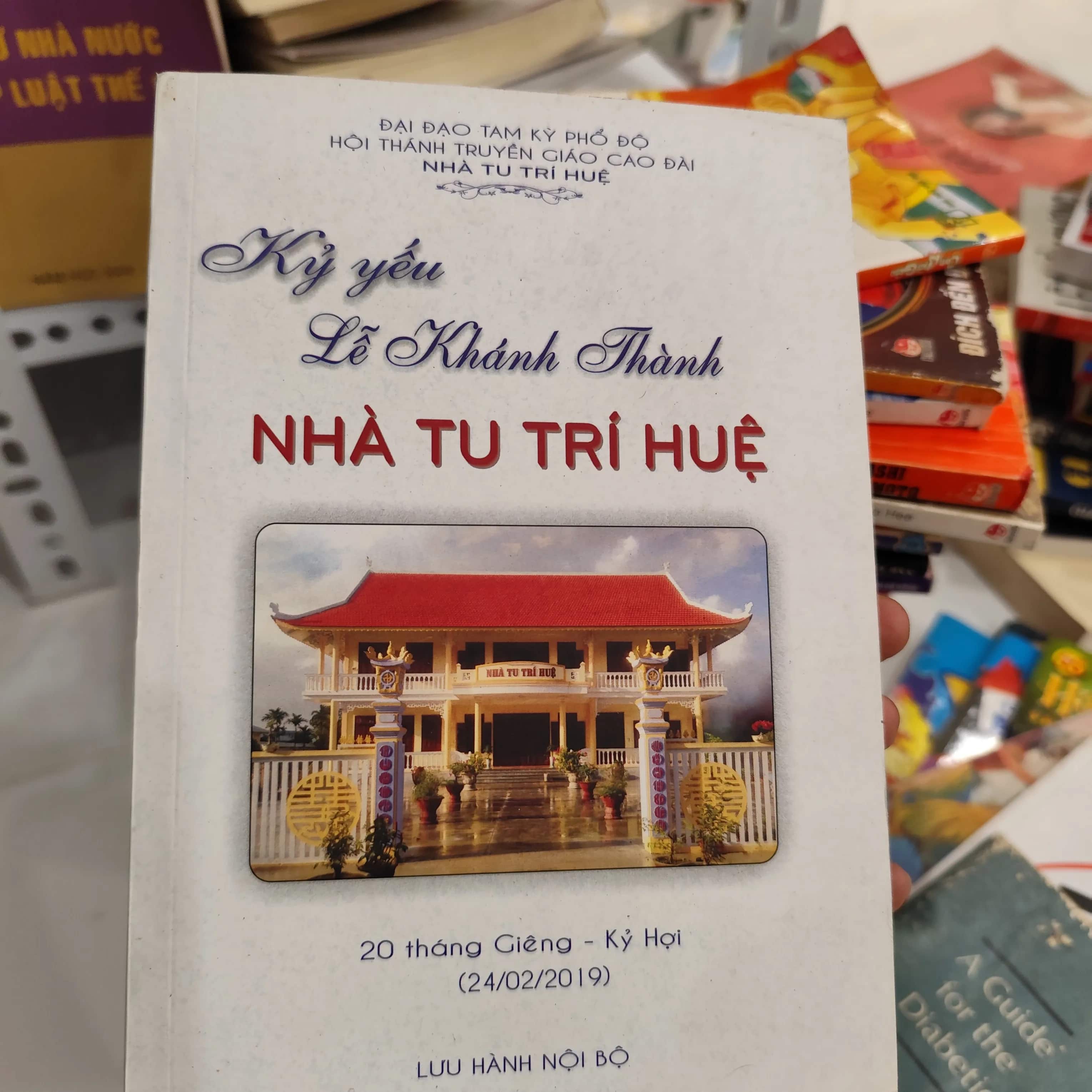 Kỷ yếu lễ khánh thành nhà tu Trí Huệ