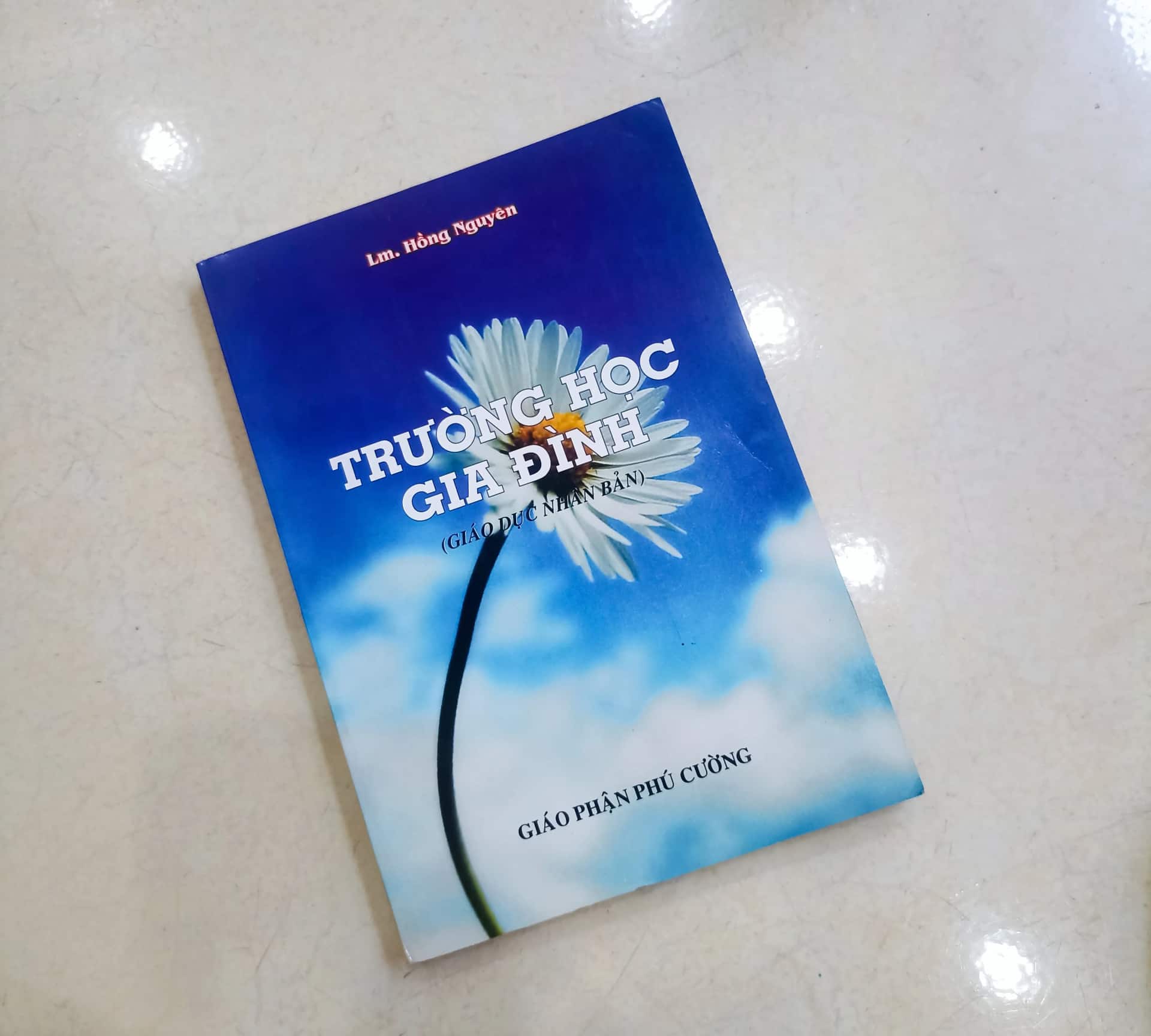Trường học gia đình - giáo dục nhân bản