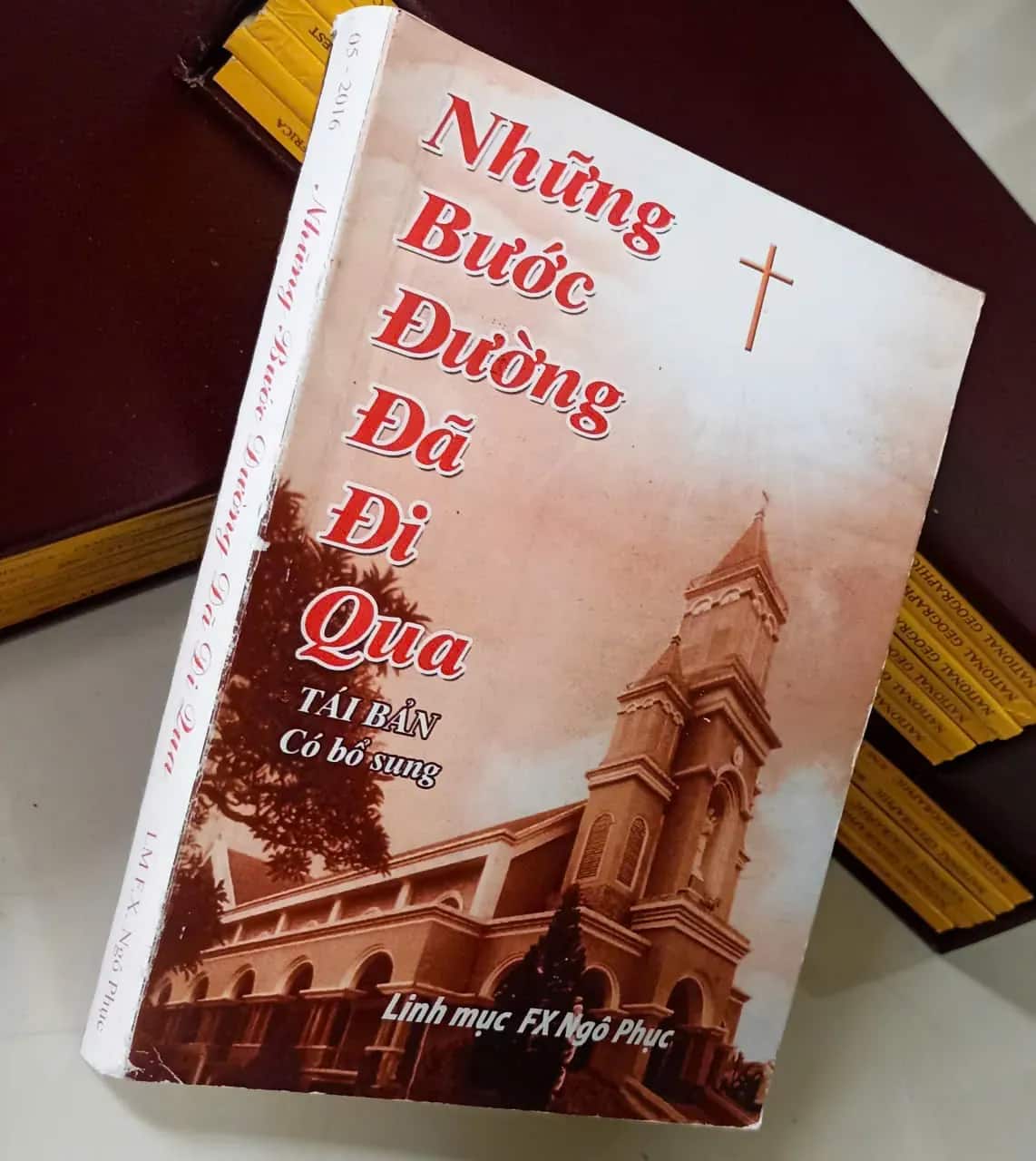 Những Bước Đường Đã Đi Qua