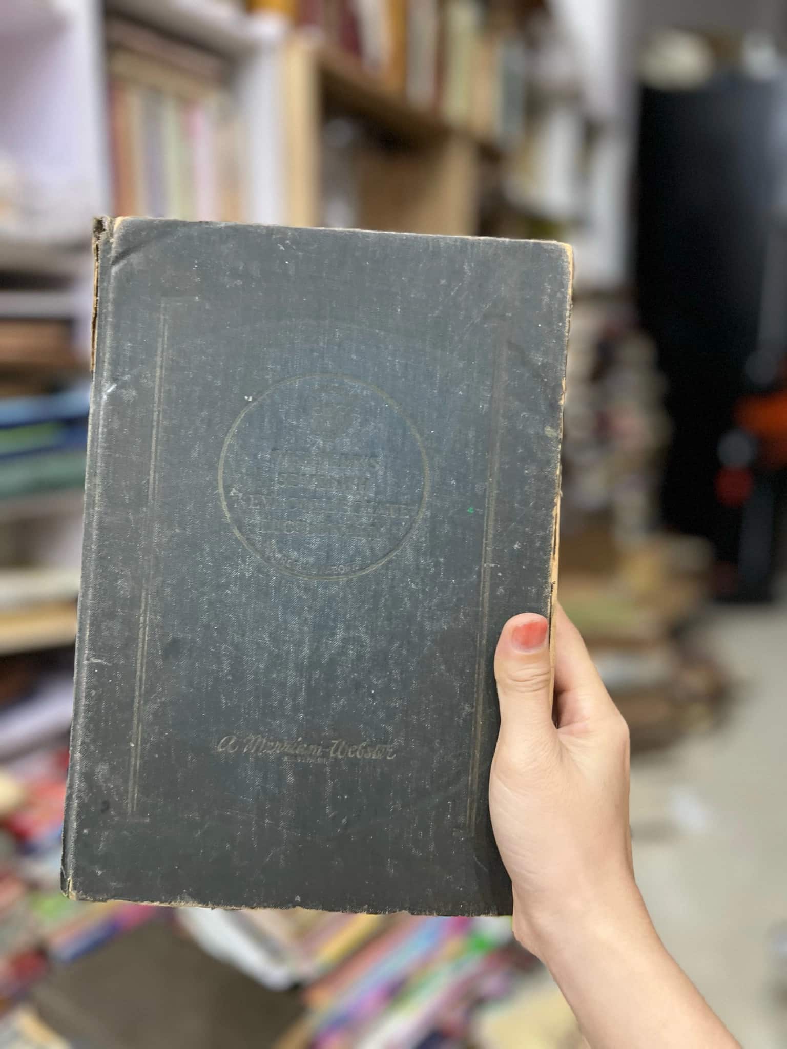 Thứ bảy của Webster  Từ điển đại học mới  1965