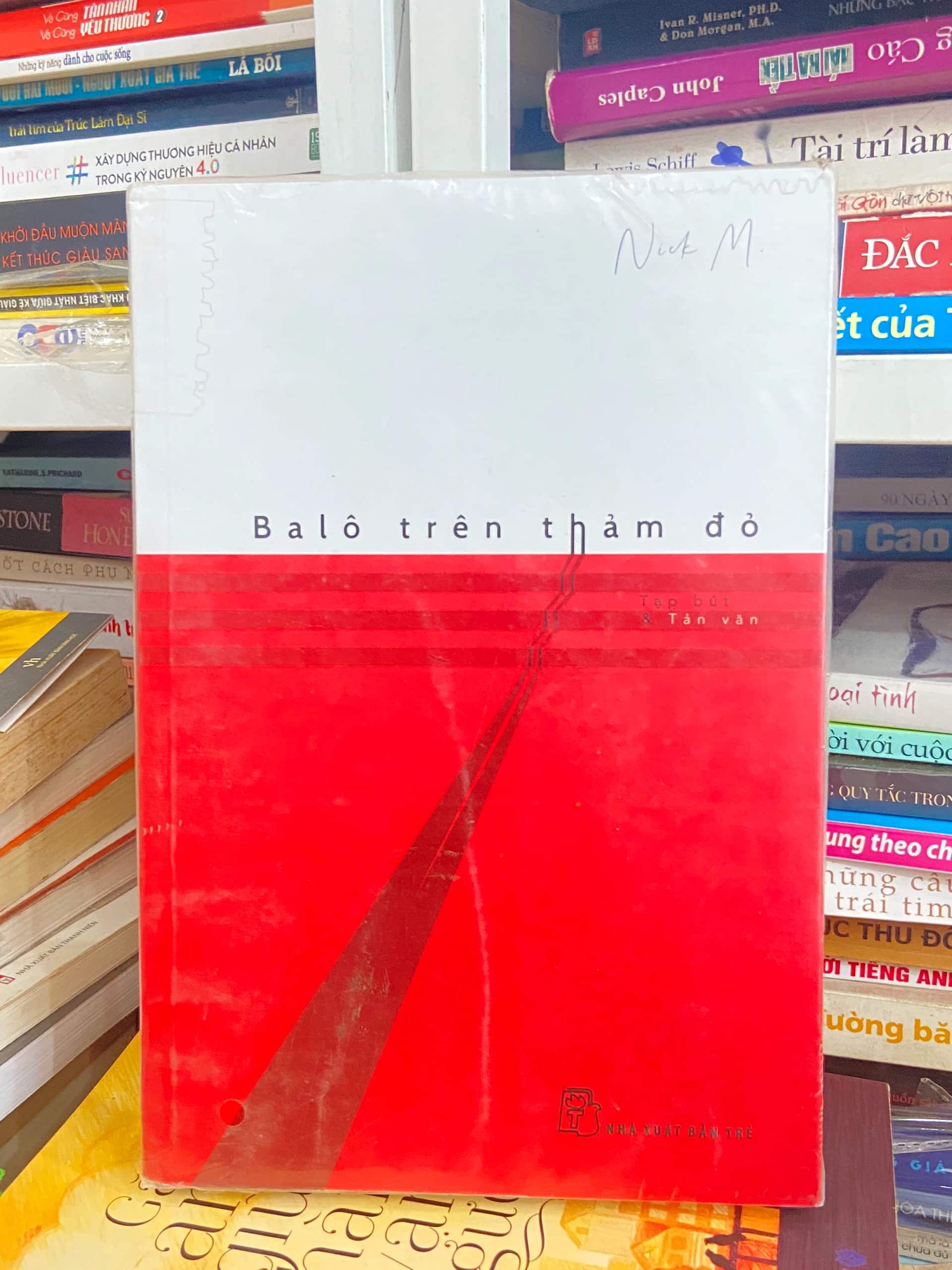 Balô Trên Thảm Đỏ - 	 Nick M