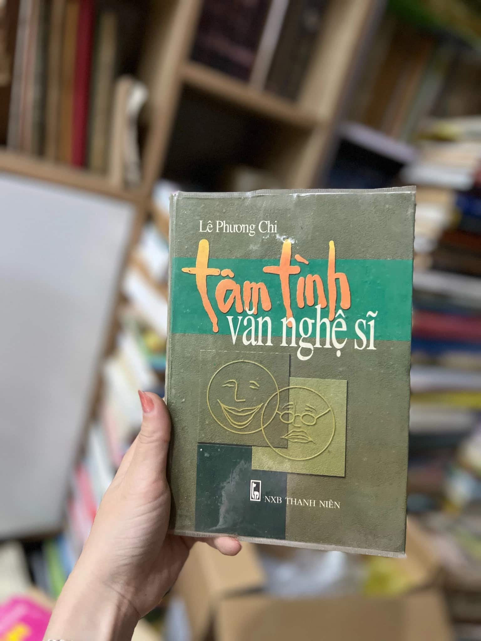 Tâm tình Văn nghệ sĩ - Lê Phương Chi
