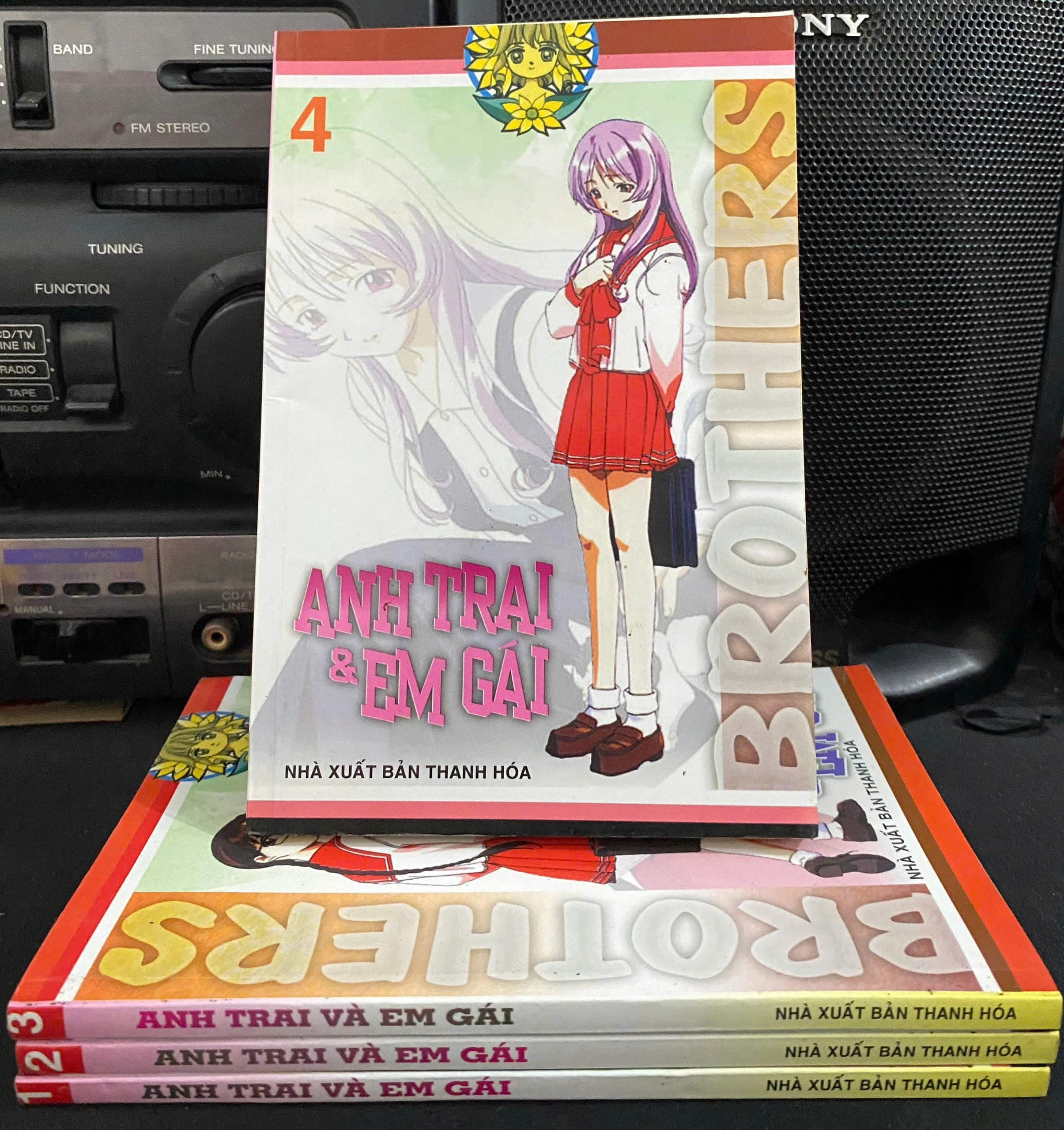 Anh Trai Và Em Gái