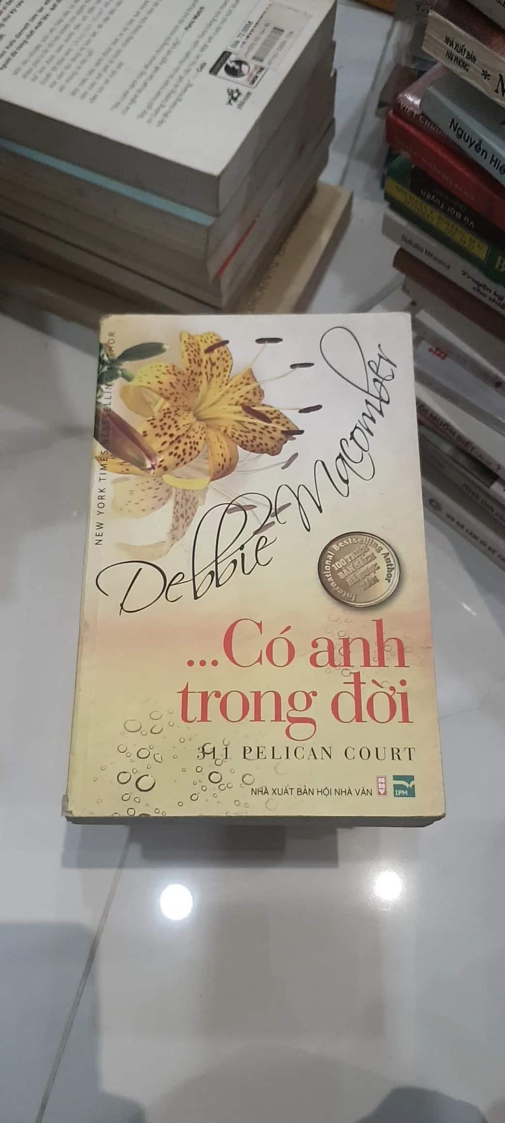 "Có Anh Trong Đời" của Debbie Macomber