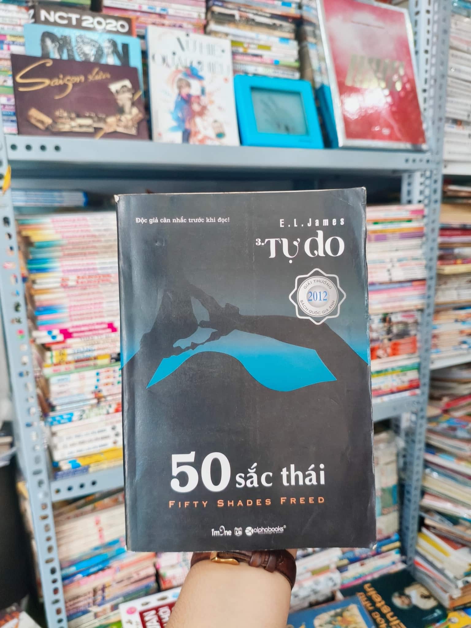 50 sắc thái-tự do