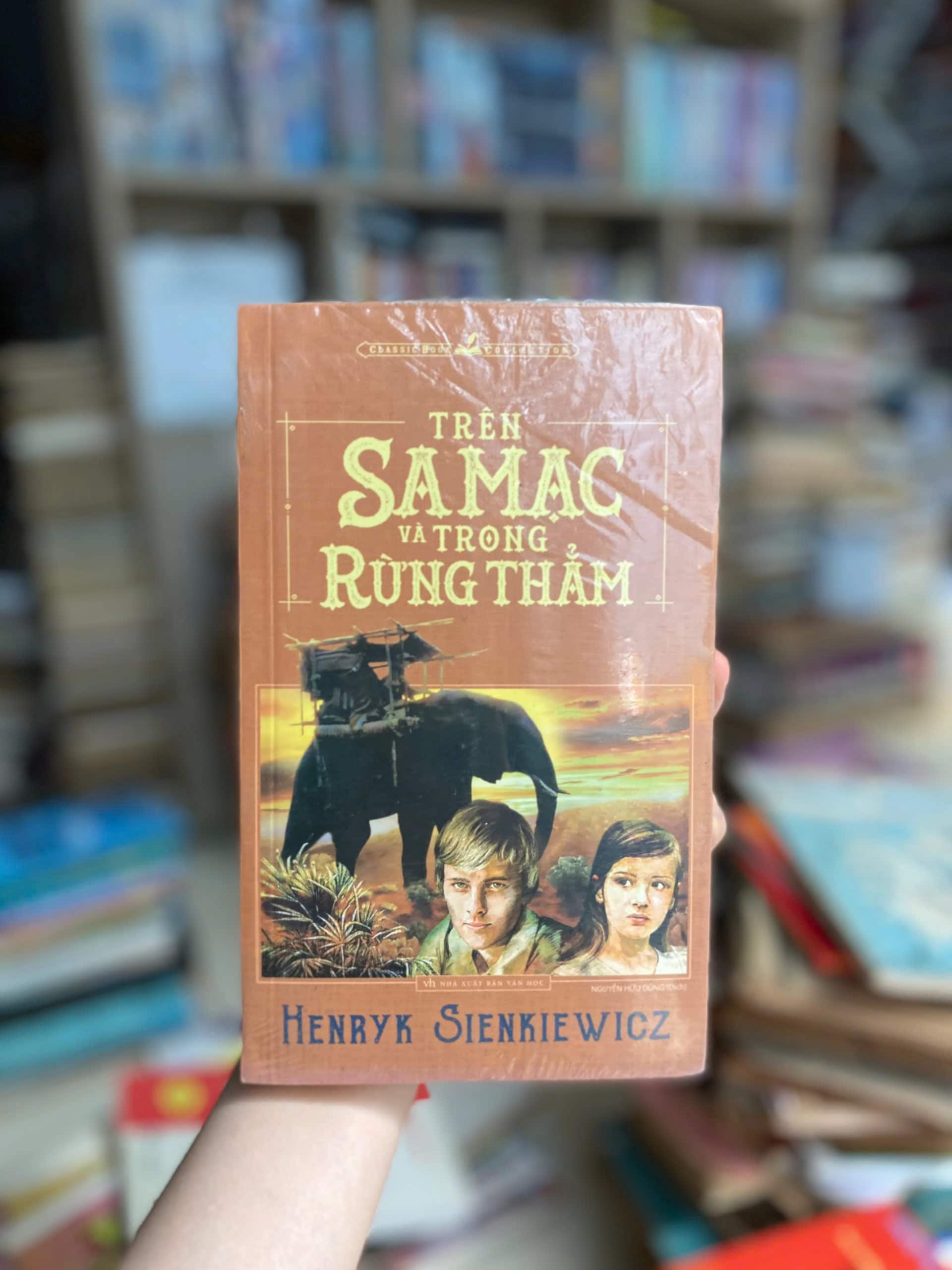 Trên Sa Mạc Và Trong Rừng Thẳm