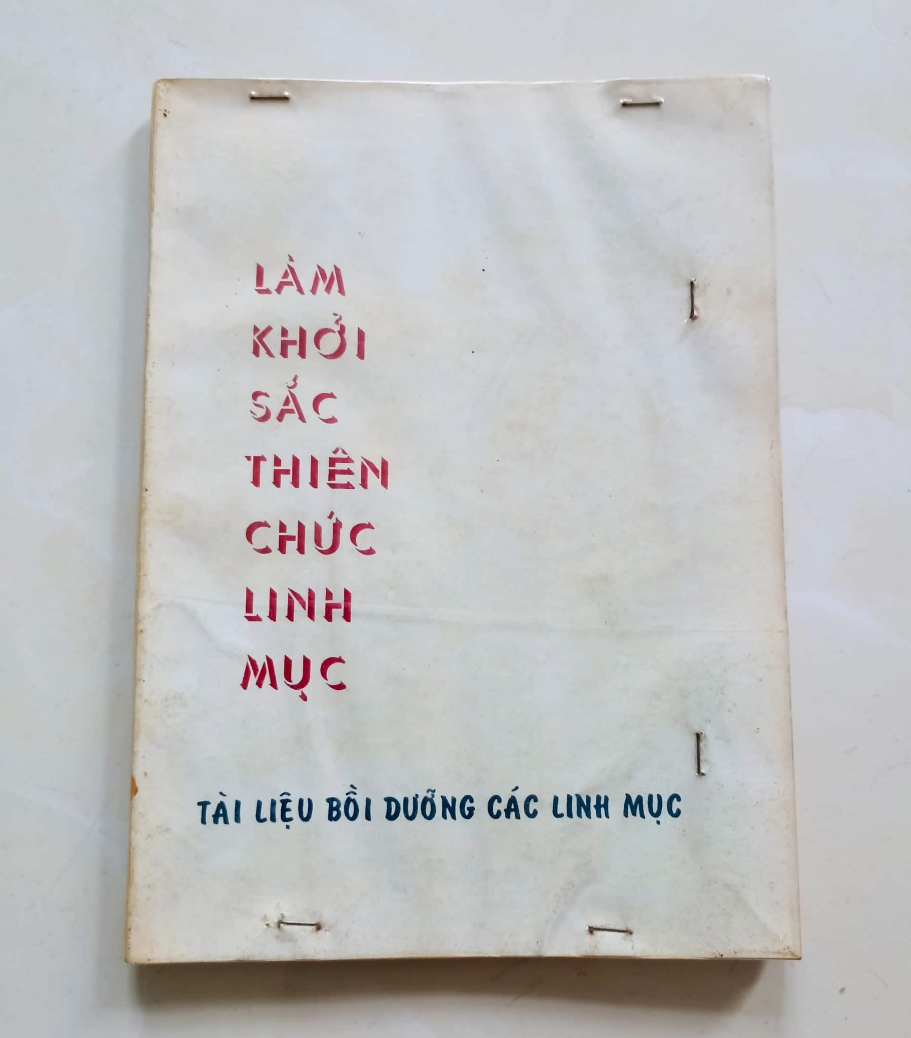 Làm khởi sắc thiên chức linh mục 
