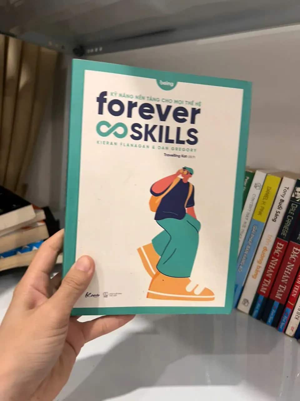 FOREVER SKILLS - Kỹ Năng Nền Tảng Cho Mọi Thế Hệ