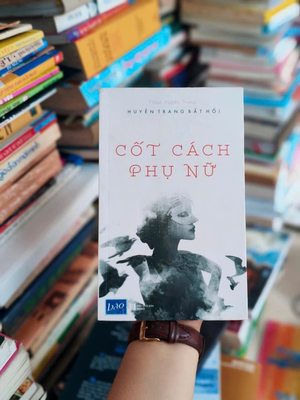 Cốt Cách Phụ Nữ - Cốt Cách Phụ Nữ - Image 1