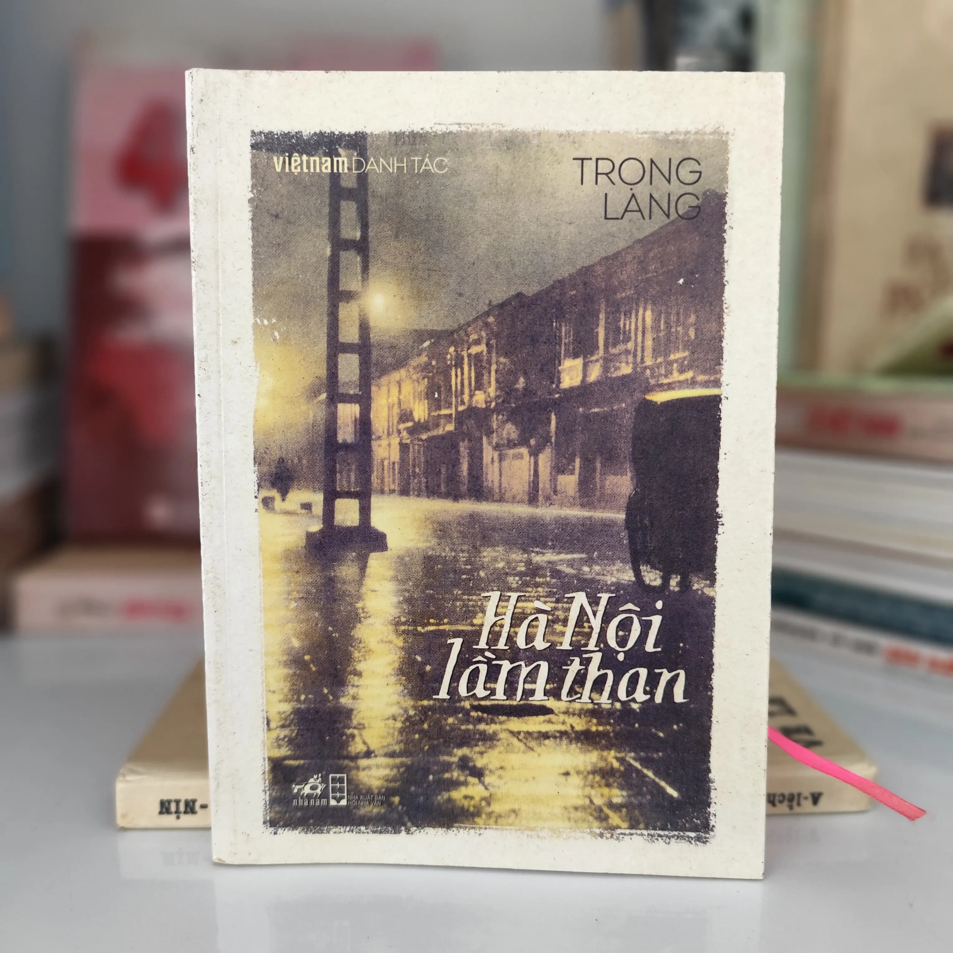 Hà Nội lầm than - Image 1