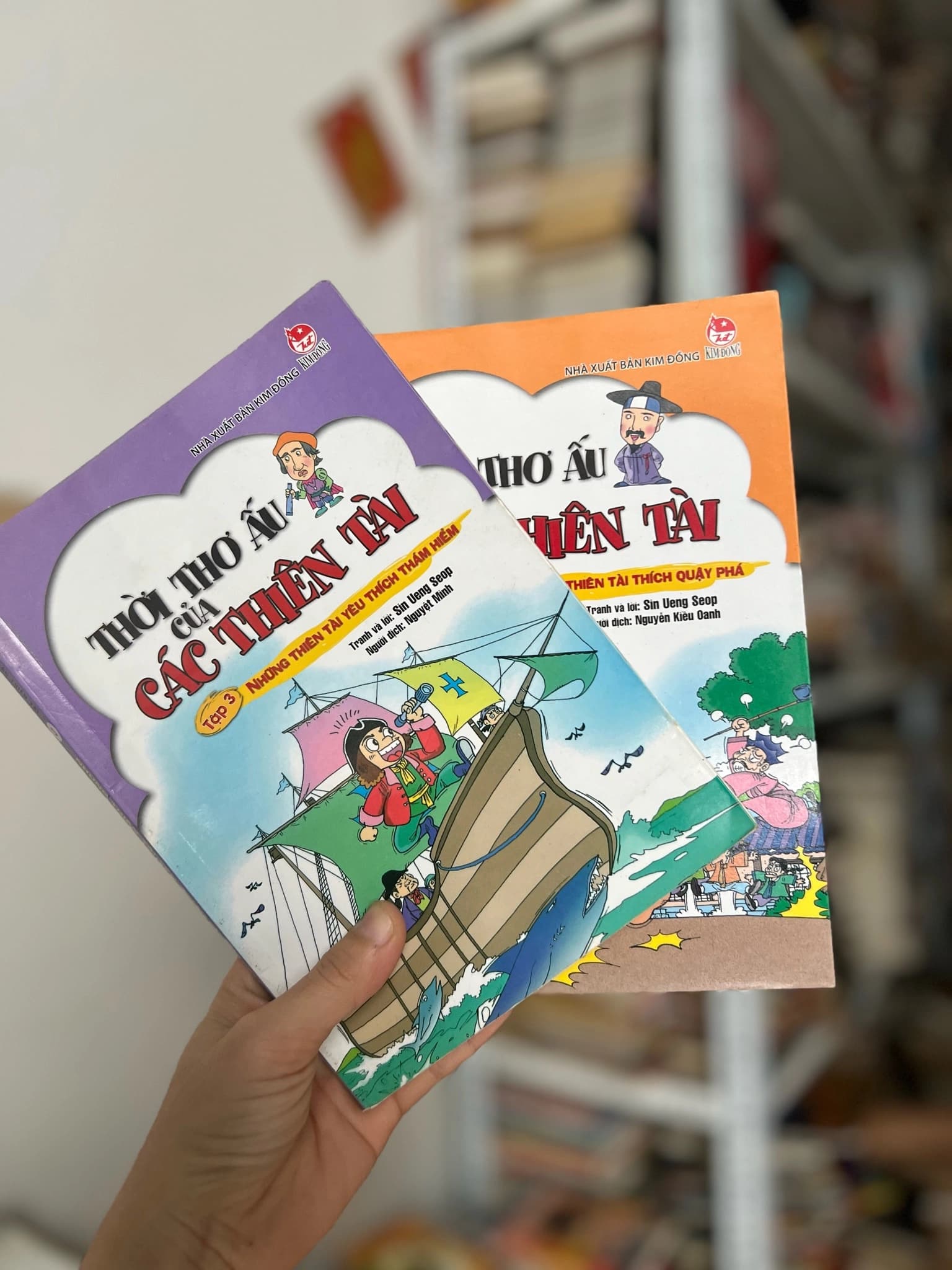 Thời thơ ấu của các kẻ thiên tài tập 3-4 . Tặng thêm 1 cuốn truyện tranh cho bé - Image 1