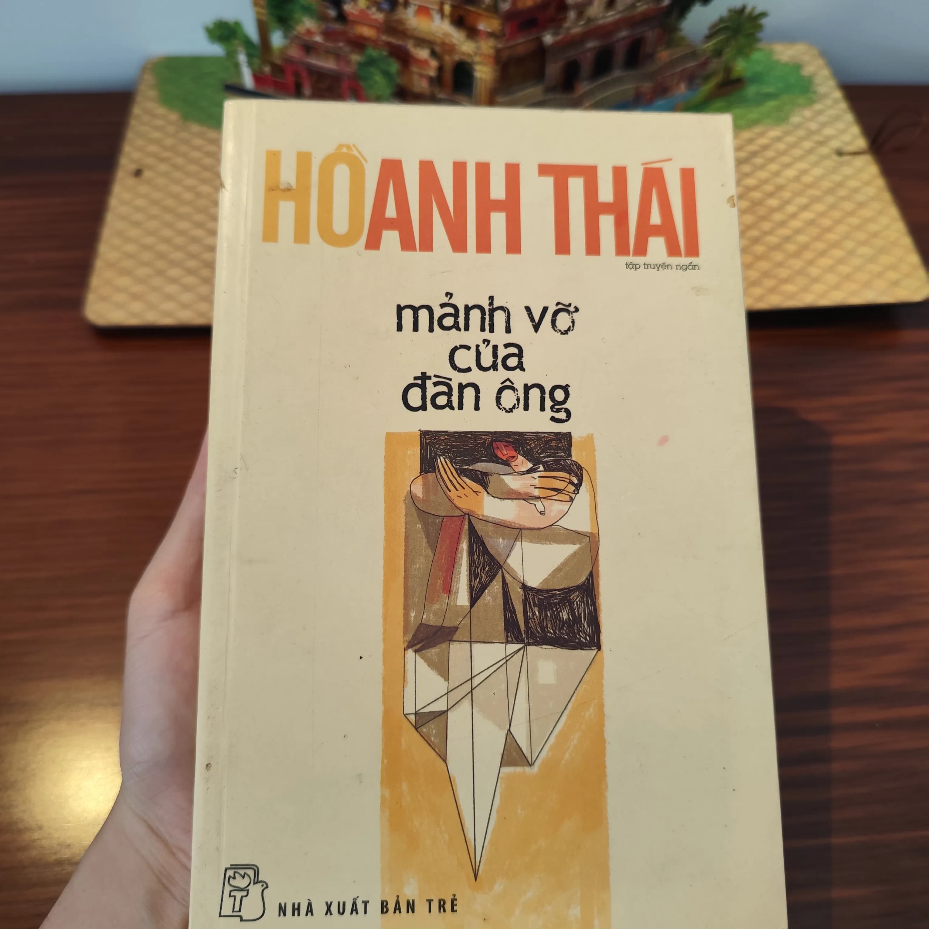 Mãnh vỡ của đàn ông- Hồ Anh Thái - Image 1