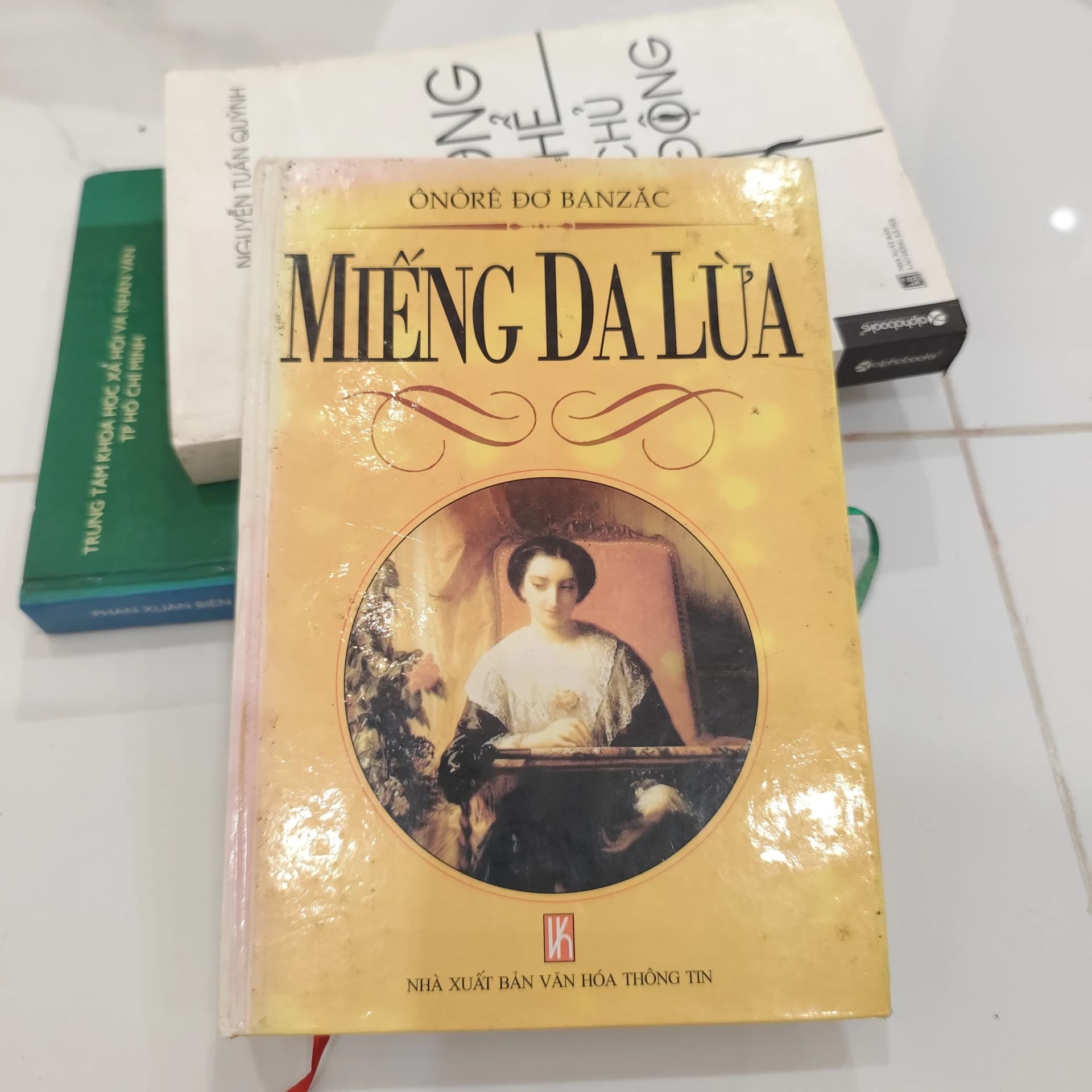 "Miếng Da Lừa" (La Peau de chagrin) của nhà văn Pháp Honoré de Balzac. Bìa cứng - Image 1
