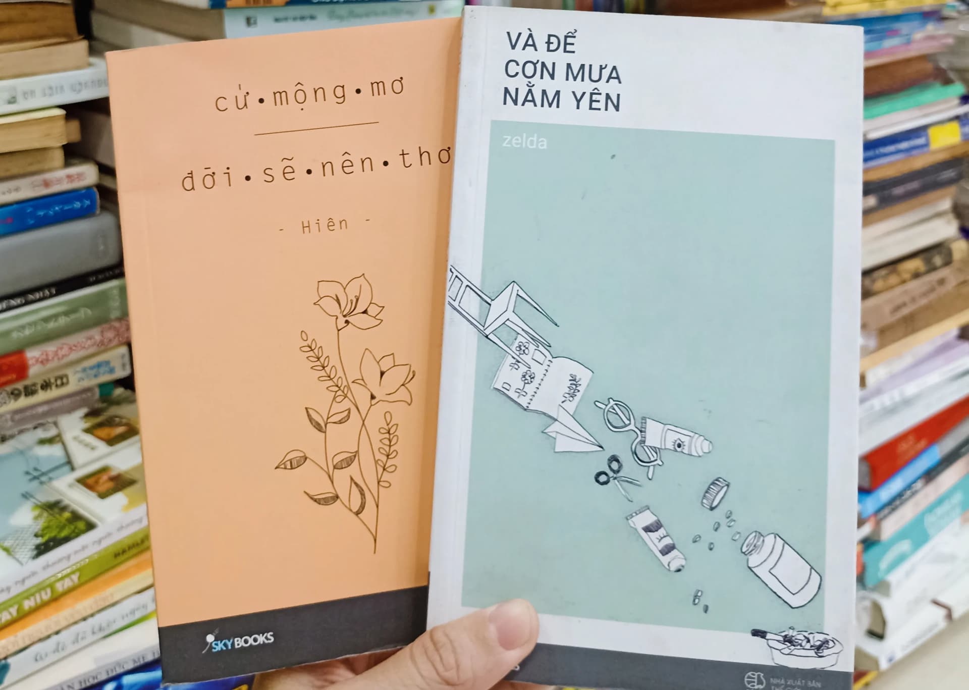 Combo: Để cơn mưa nằm yên& cứ mộng mơ dờ sẽ nên thơ - Image 1