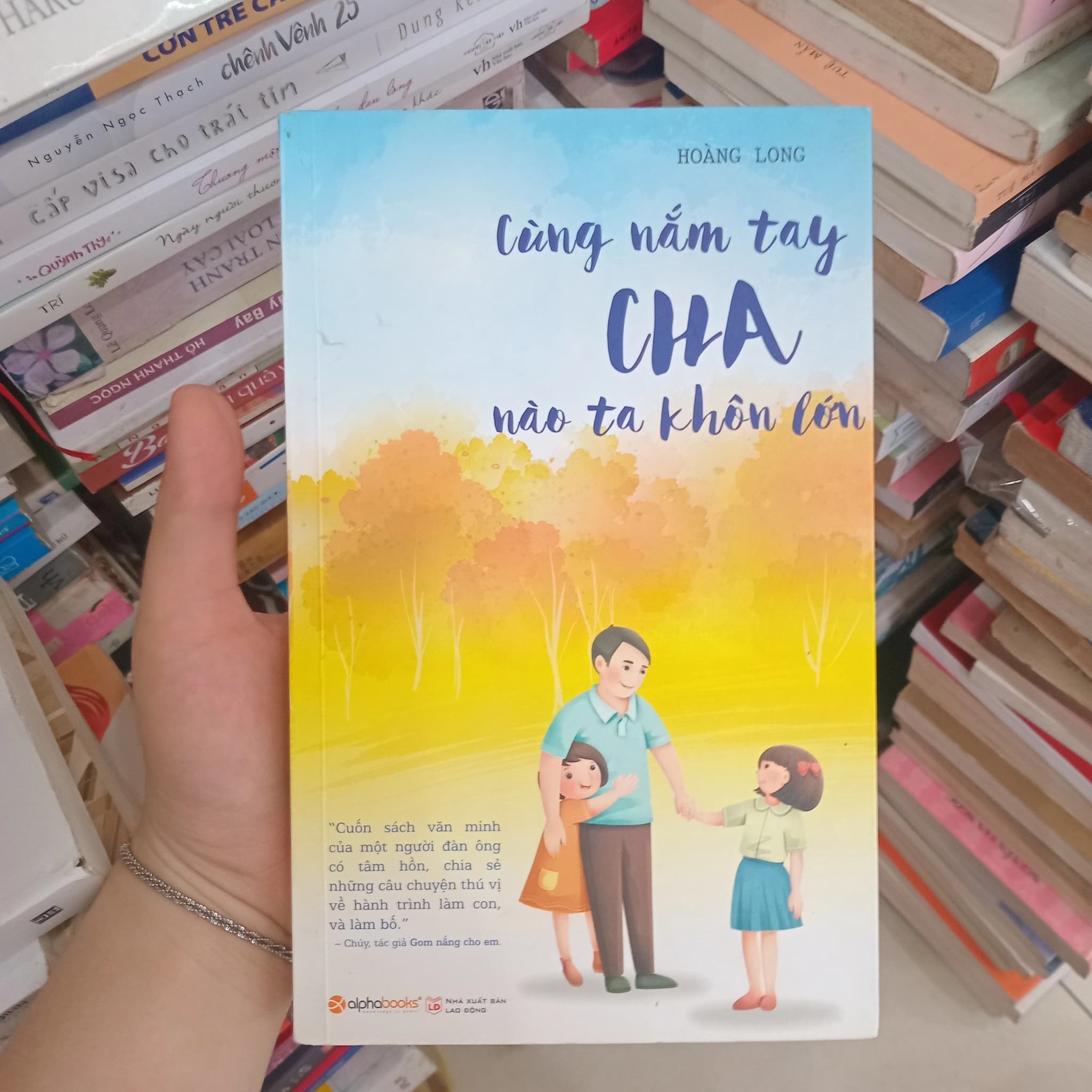 Cùng nắm tay cha nào ta khôn lớn - Image 1