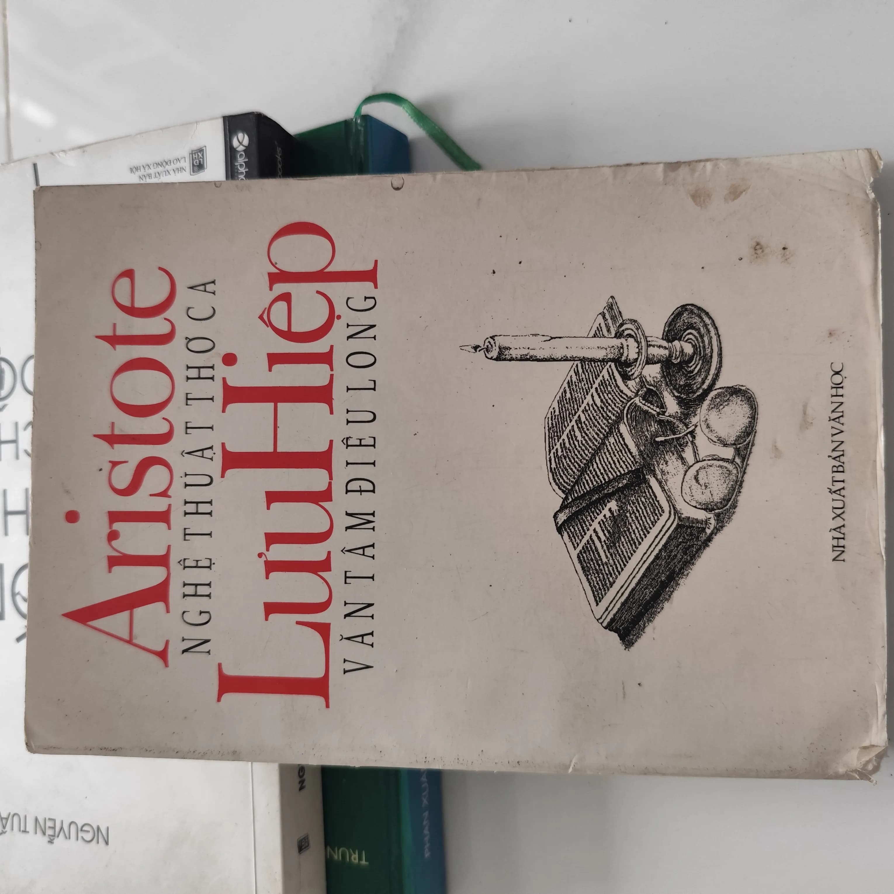 "Nghệ thuật thơ ca" (Poetics) của Aristote . "Văn tâm điêu long" của Lưu Hiệp - Image 1