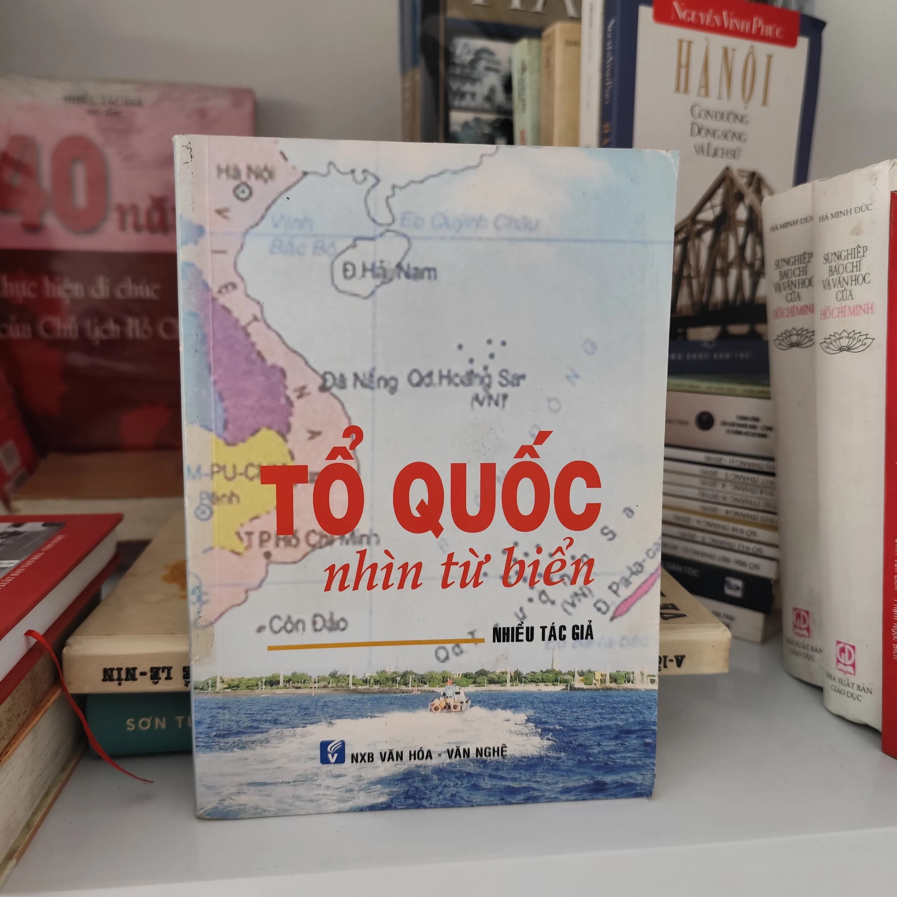 Tổ Quốc nhìn từ biển - Image 1