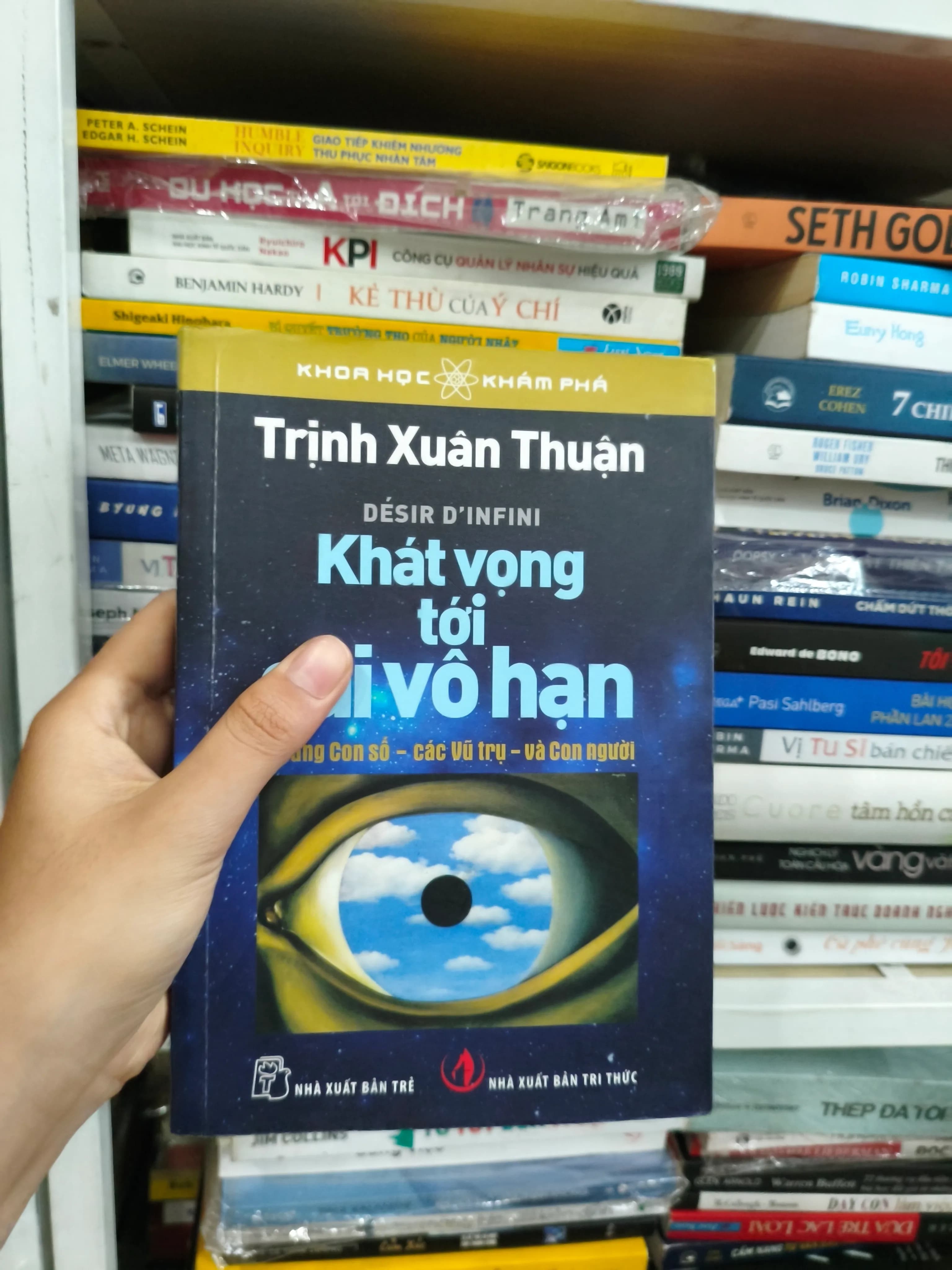 Khát vọng tới cái vô vọng - Image 1