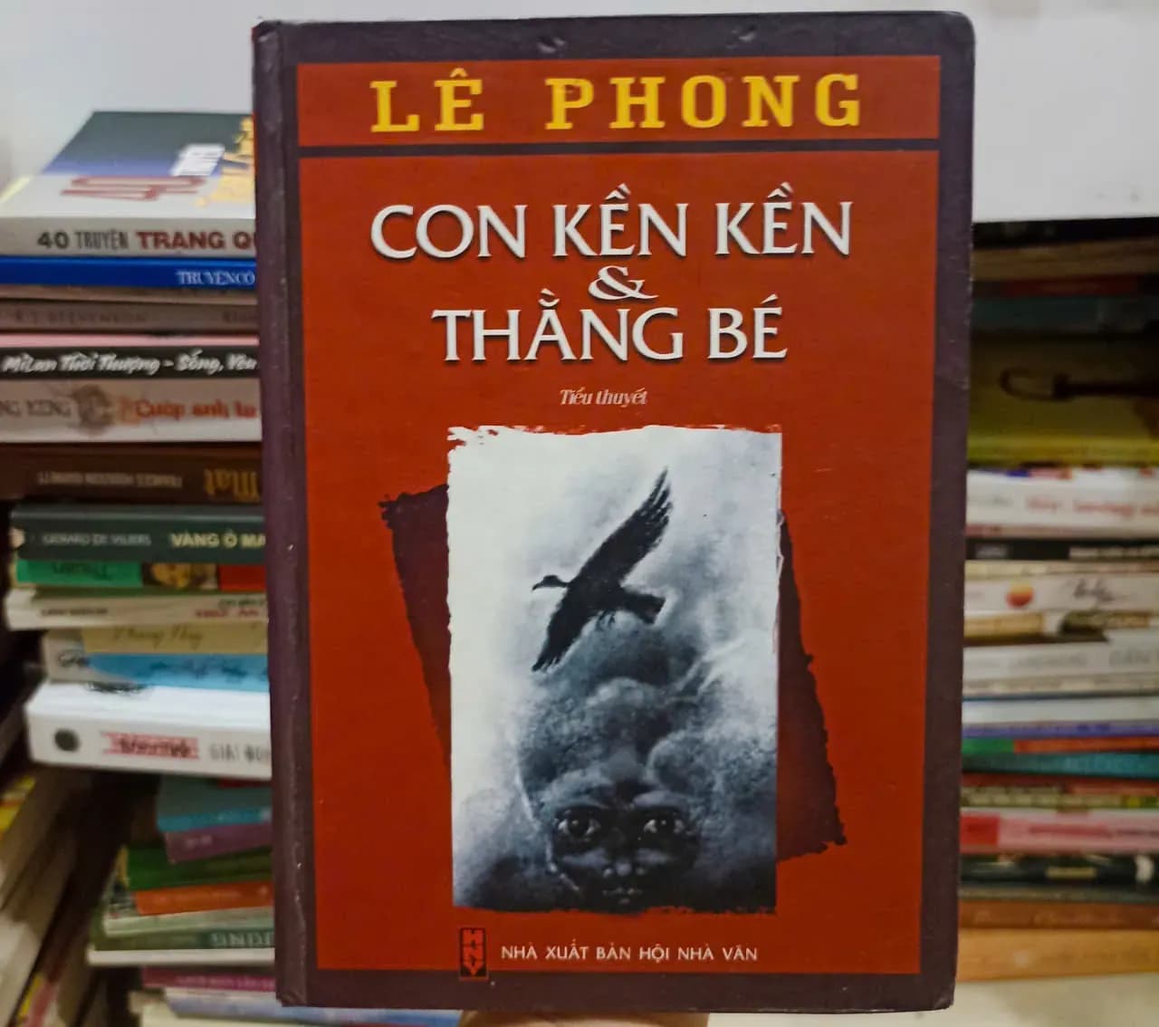 Con kền kền & thằng bé - Image 1