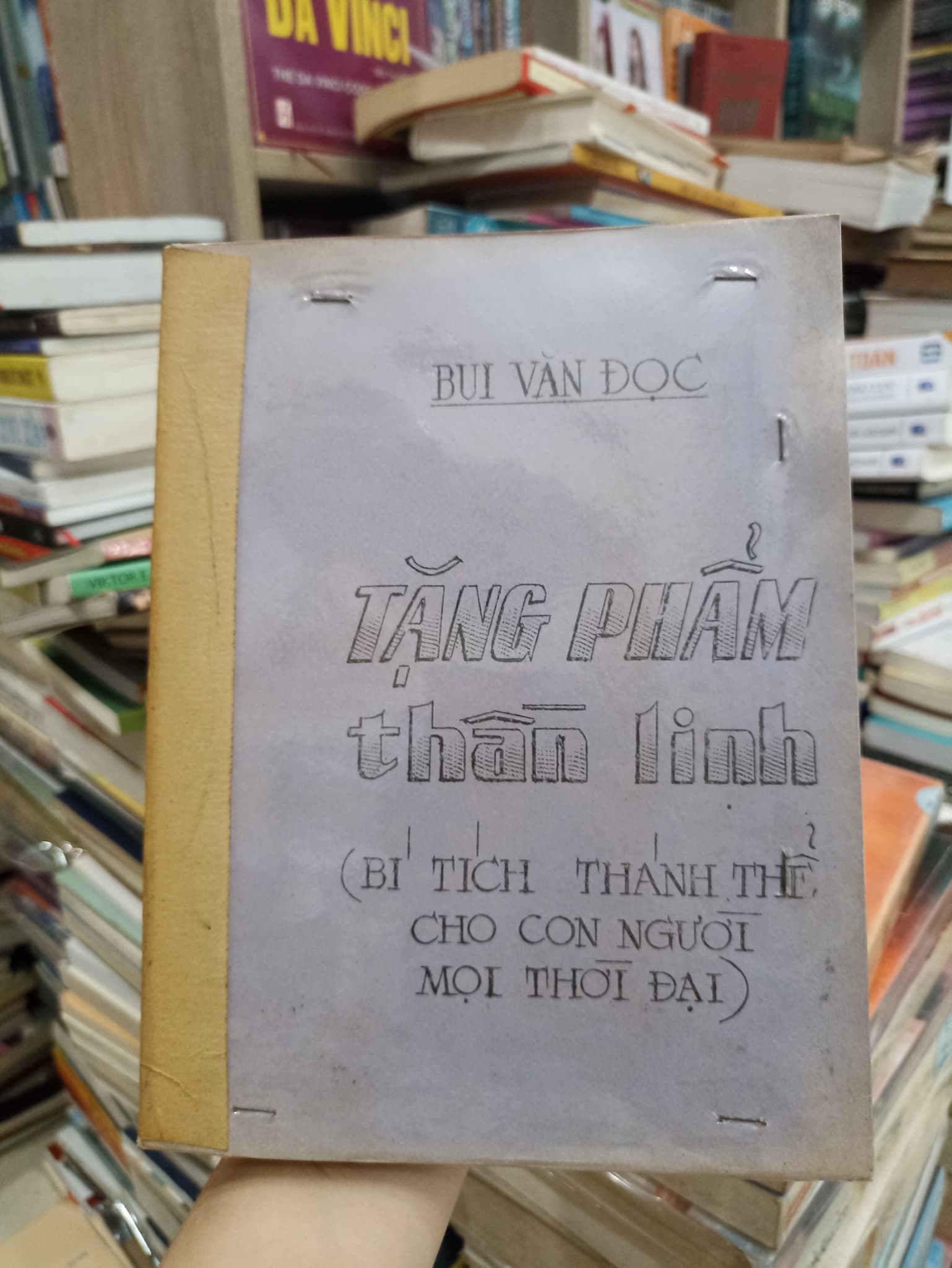 Tặng Phẩm Thần Linh - Image 1