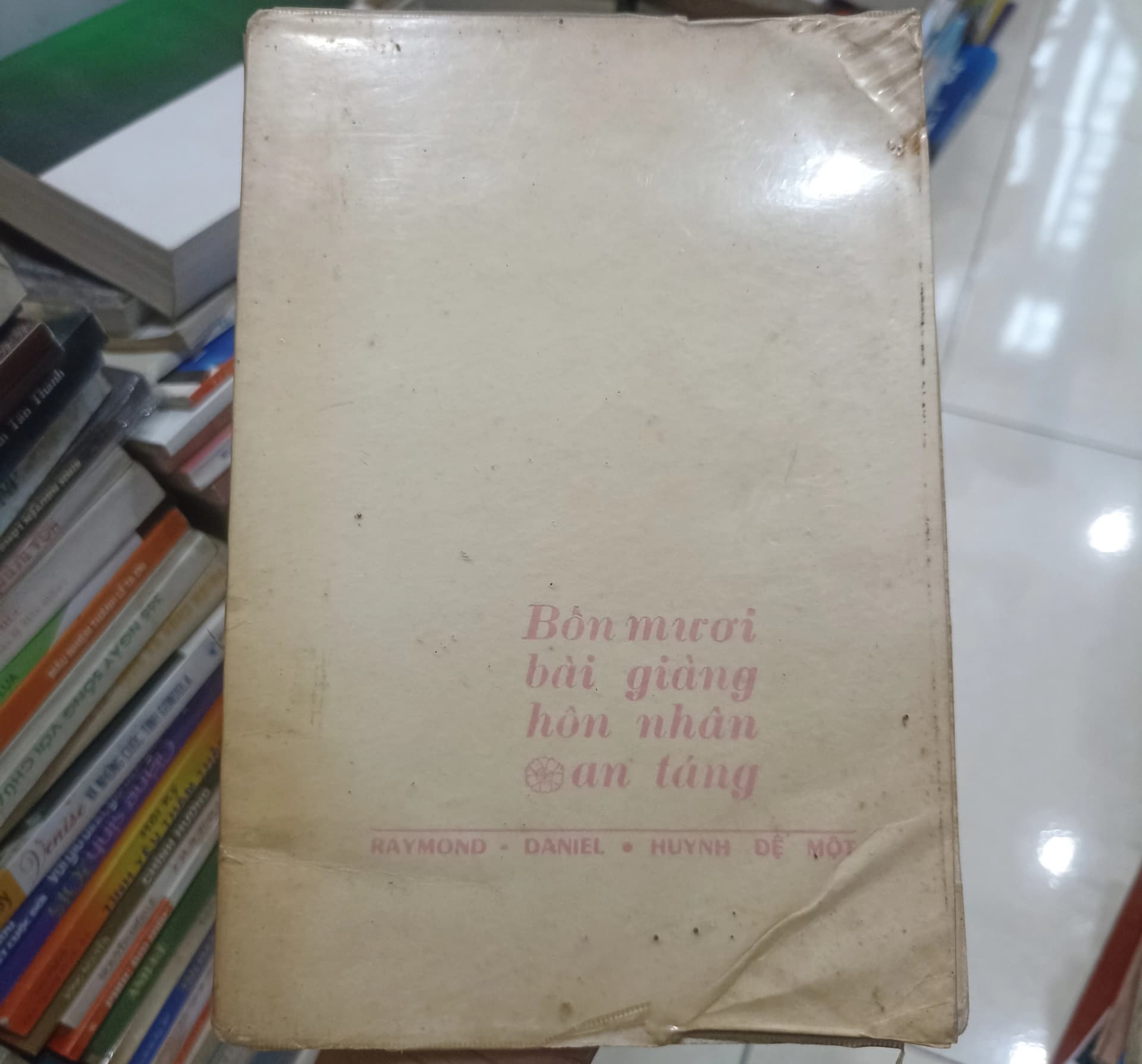 Bốn mươi bài giảng hôn nhân và an táng - Image 1