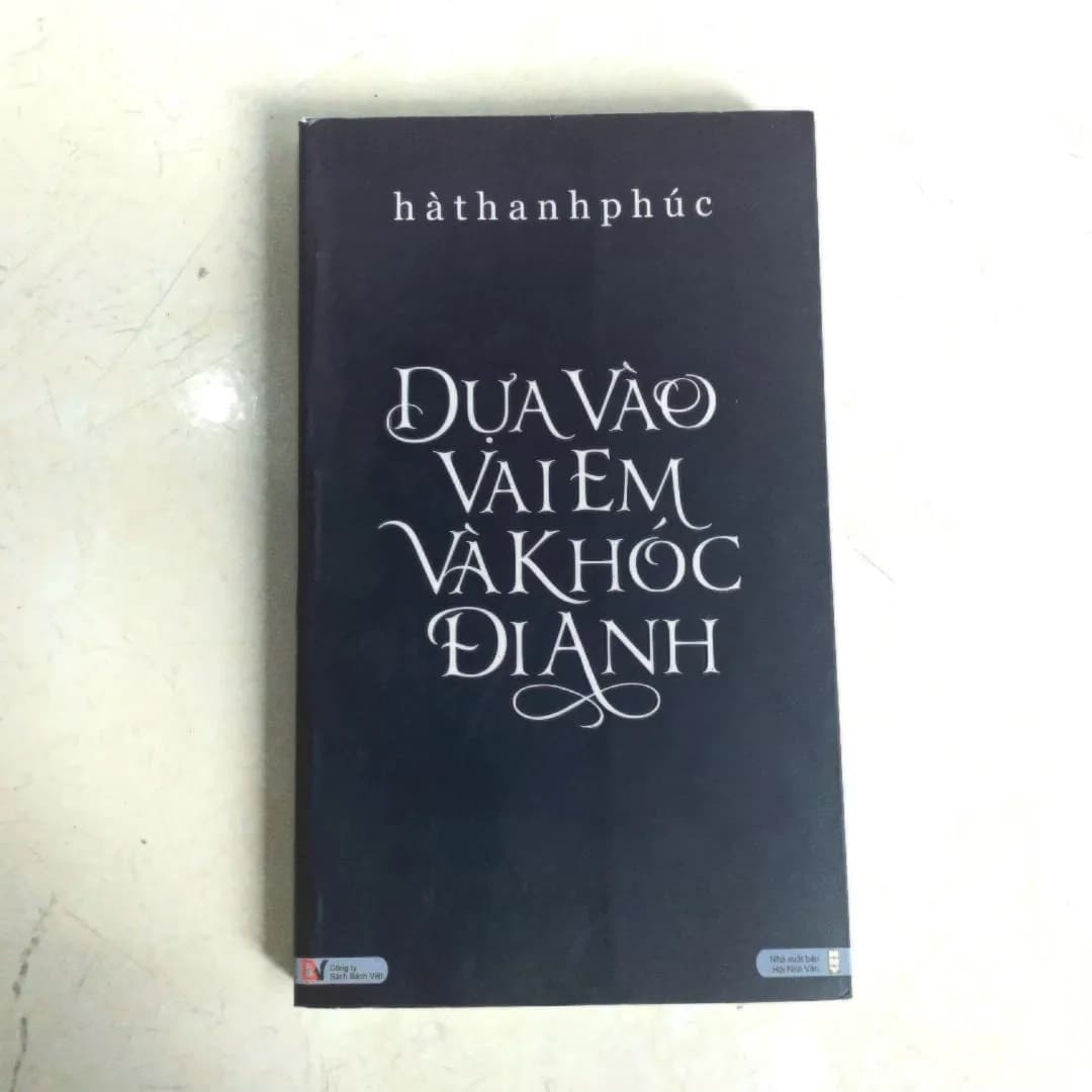 Dựa Vào Vai Em Và Khóc Đi Anh - Image 1