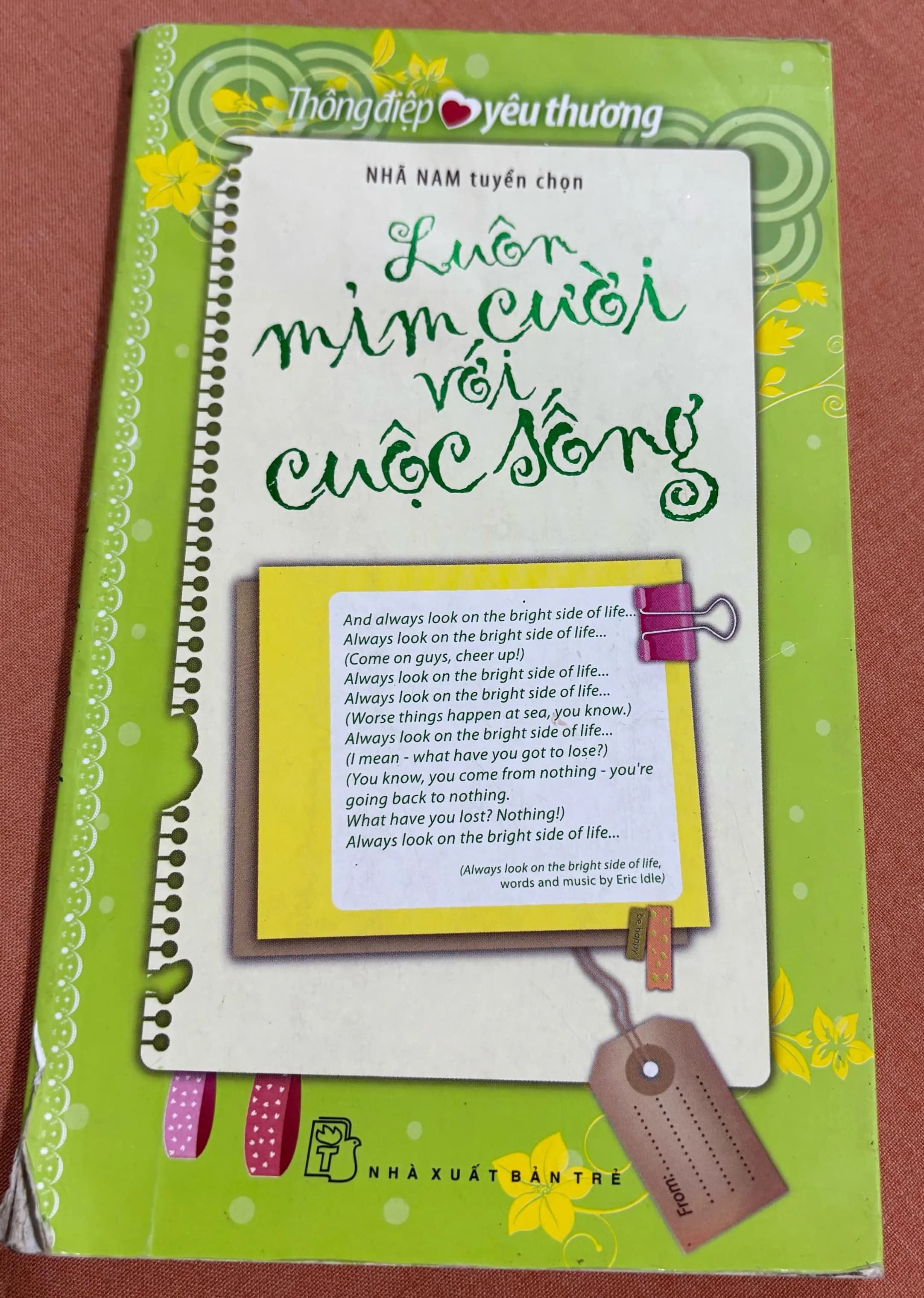 Luôn mỉm cười với cuộc sống - Image 1