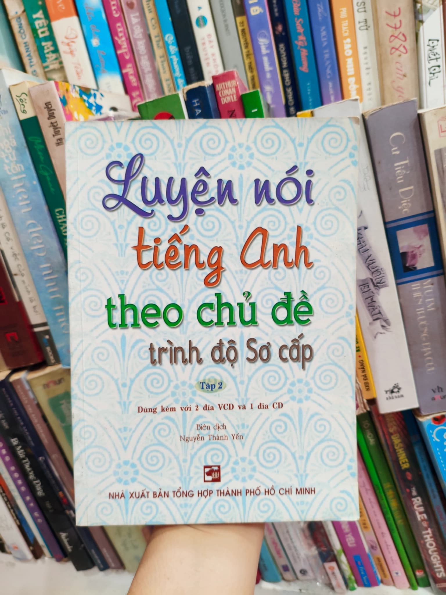 Luyện nói tiếng anh theo chủ đề trình độ sơ cấp - Image 1