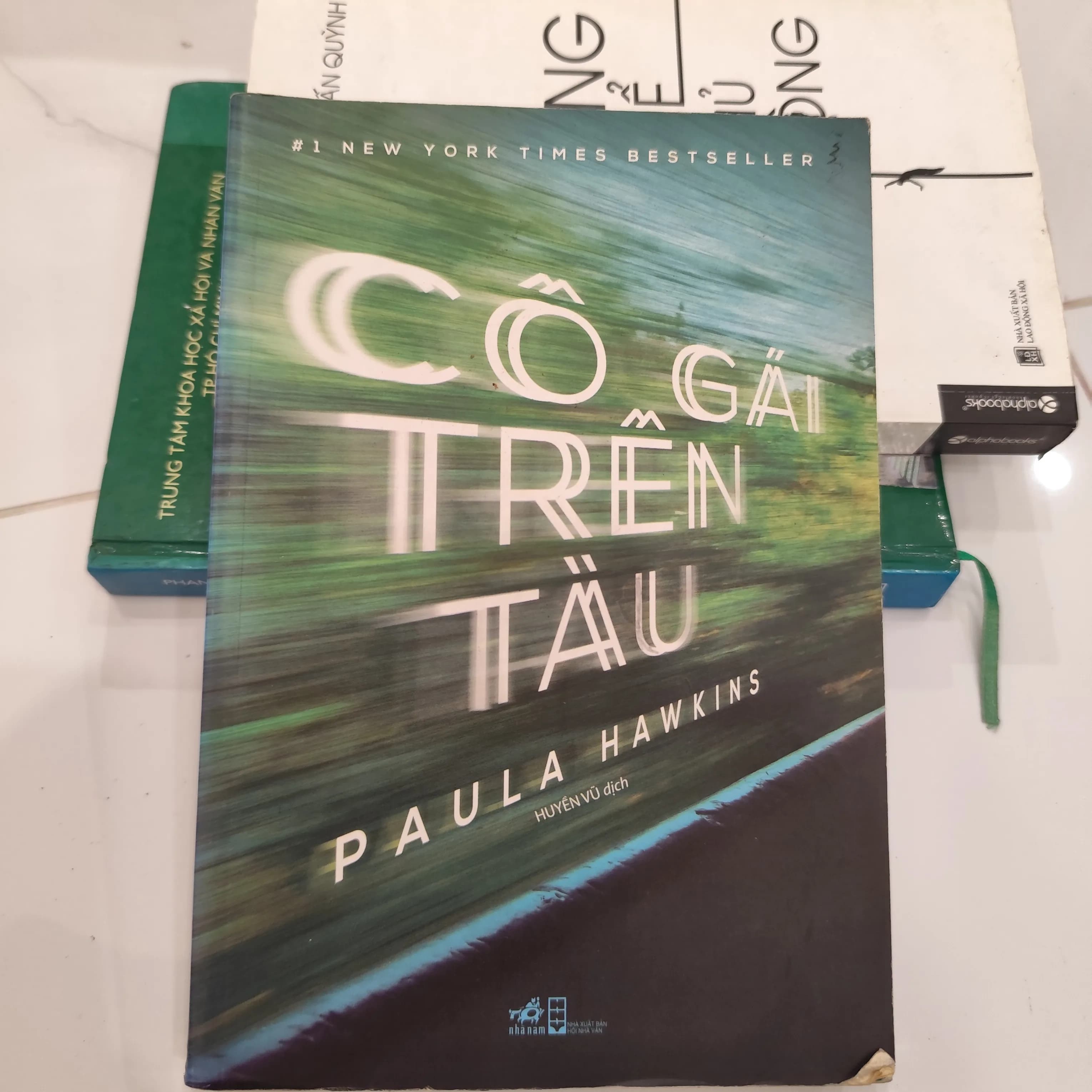 Cô gái trên tàu - Image 1