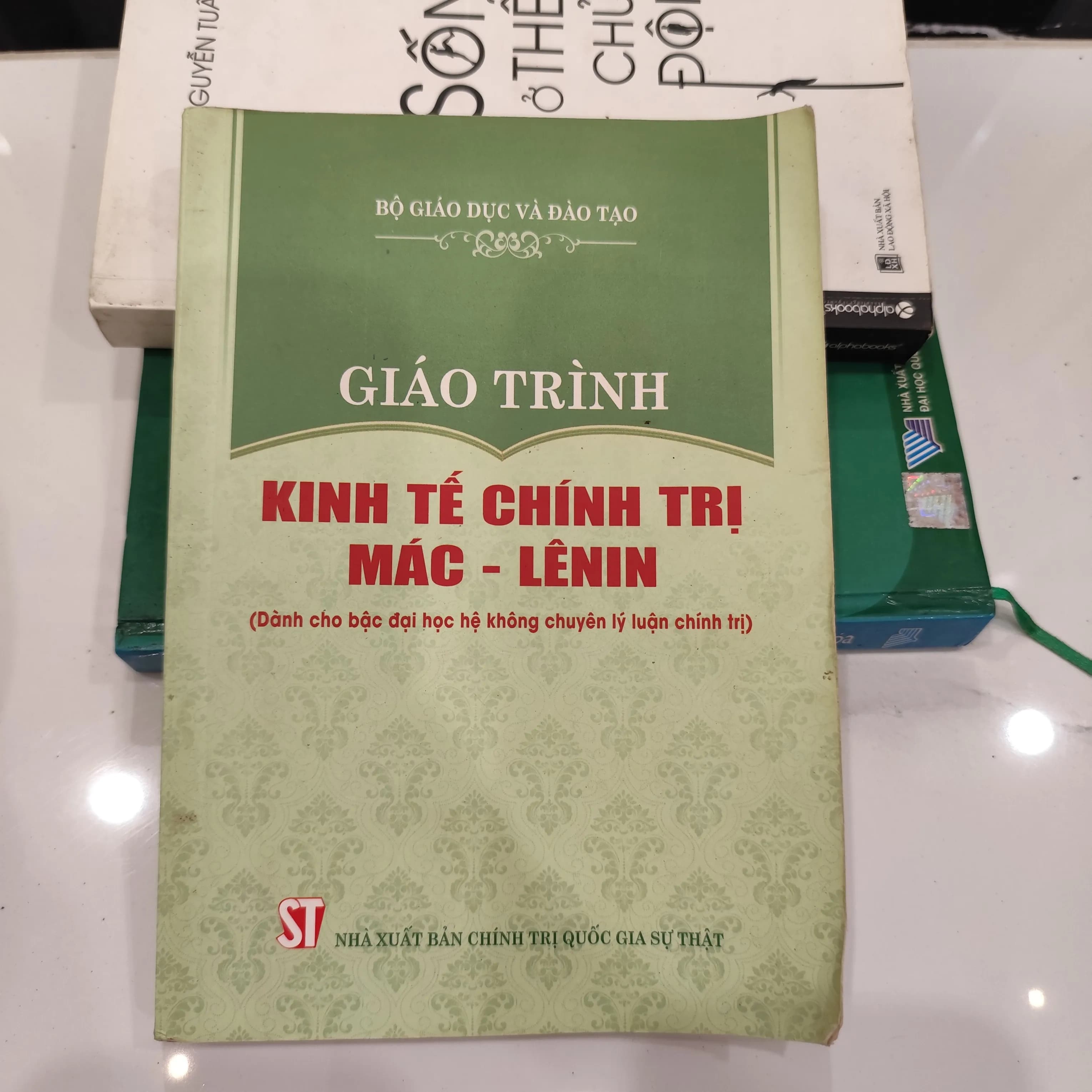 Giáo trình Kinh Tế chính trị Mác lênin - Image 1