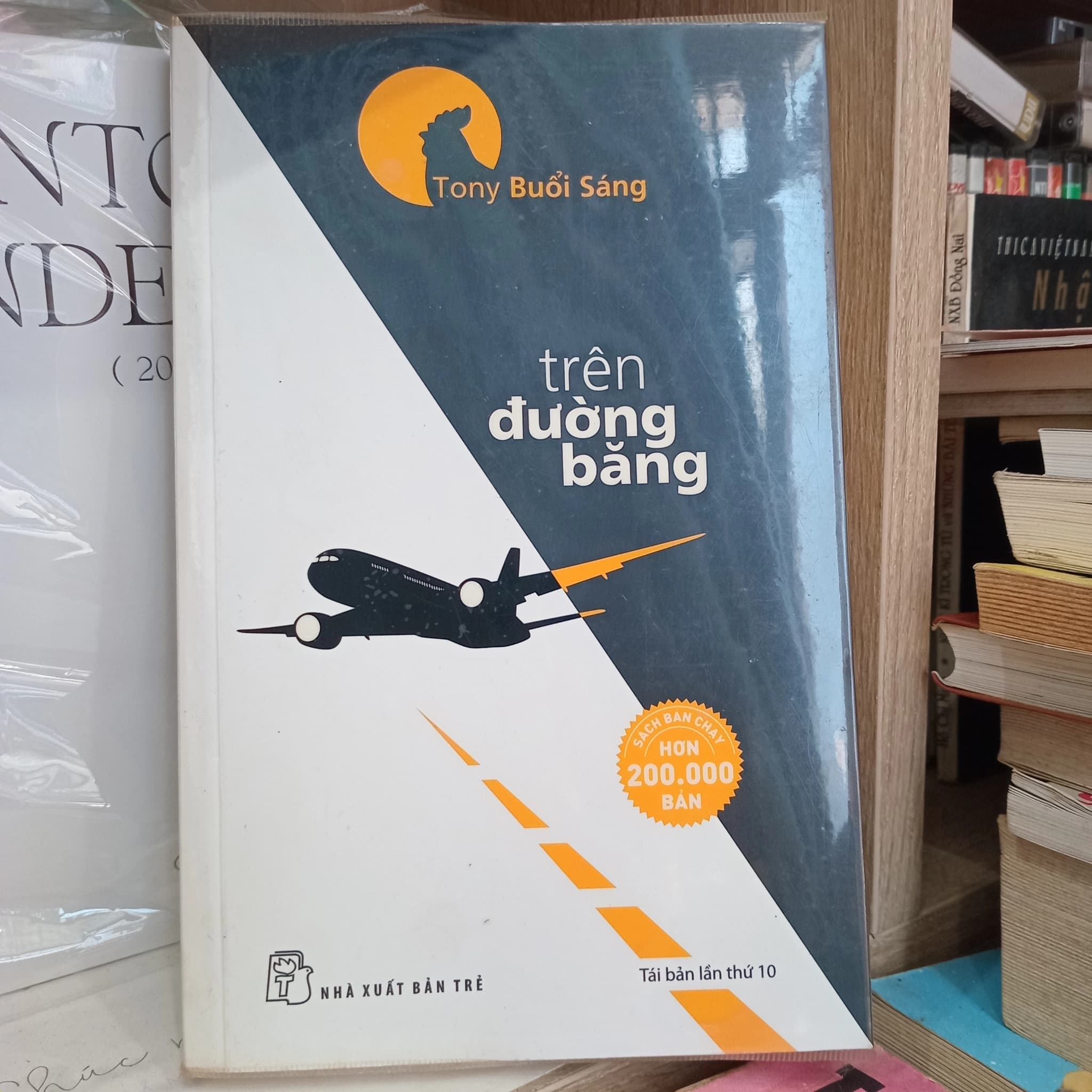 Trên Đường Băng - Image 1