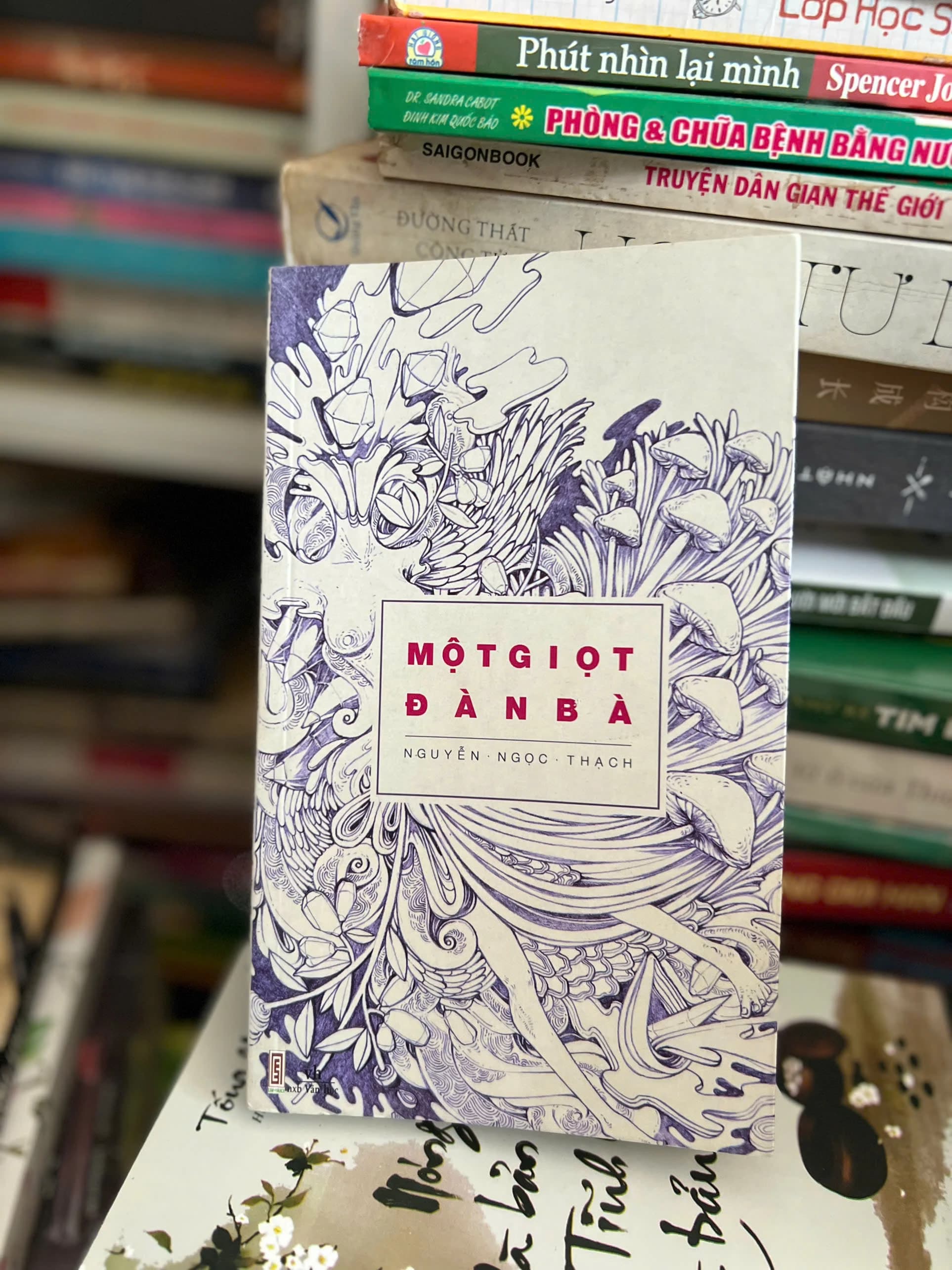 Một Giọt Đàn Bà - Image 1