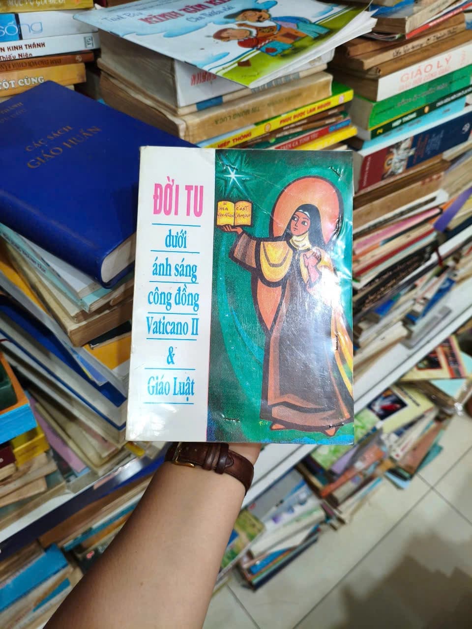 Đời Tu Dưới Ánh Sáng Cộng Đồng Vanticano II Và Giáo Luật - Image 1