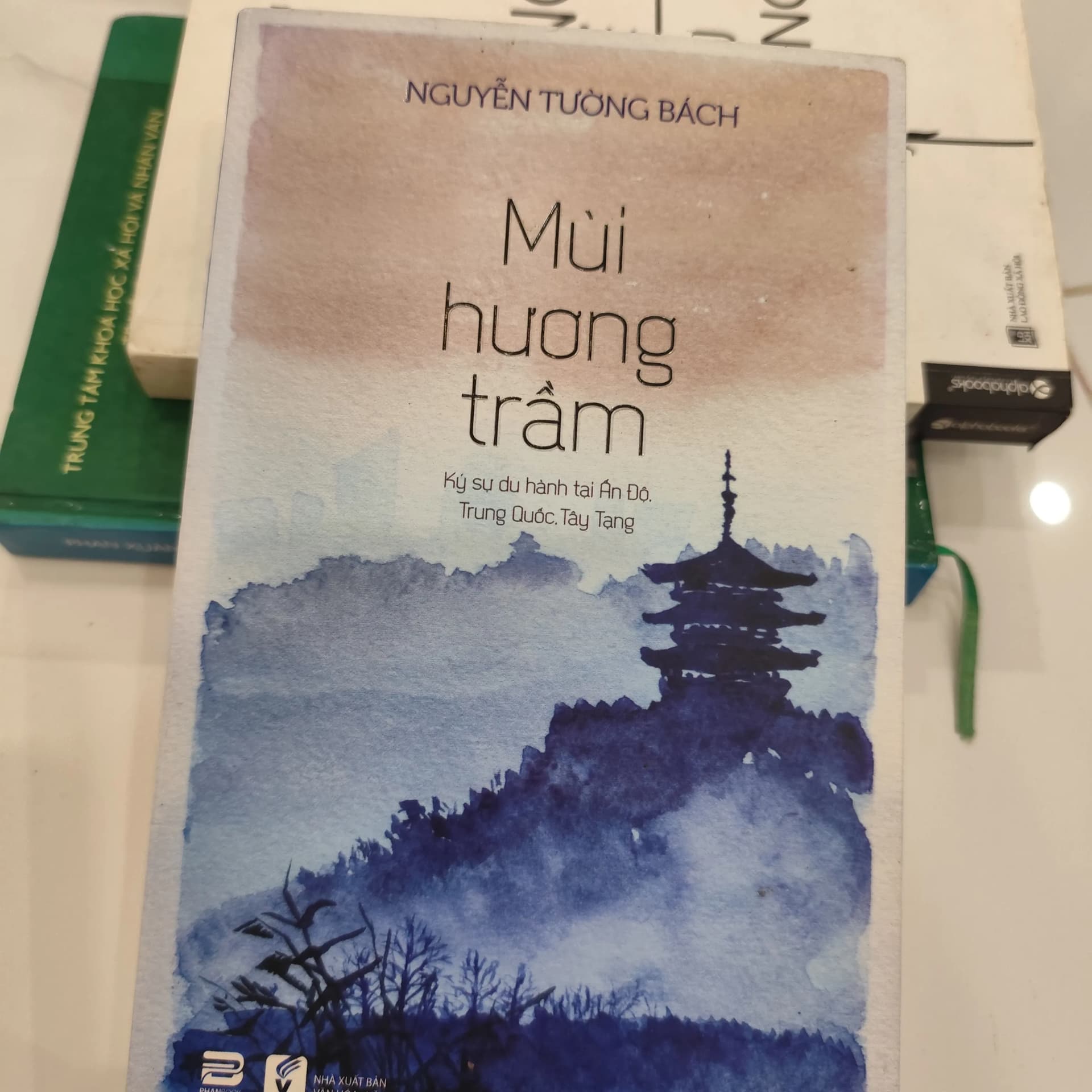 Mùi hương trầm - Image 1