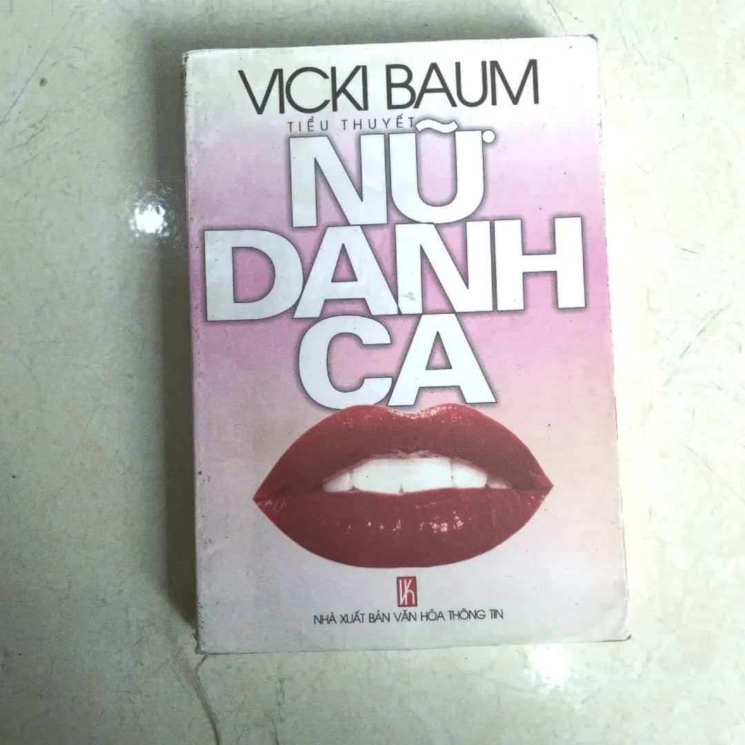 Nữ Danh Ca - Image 1