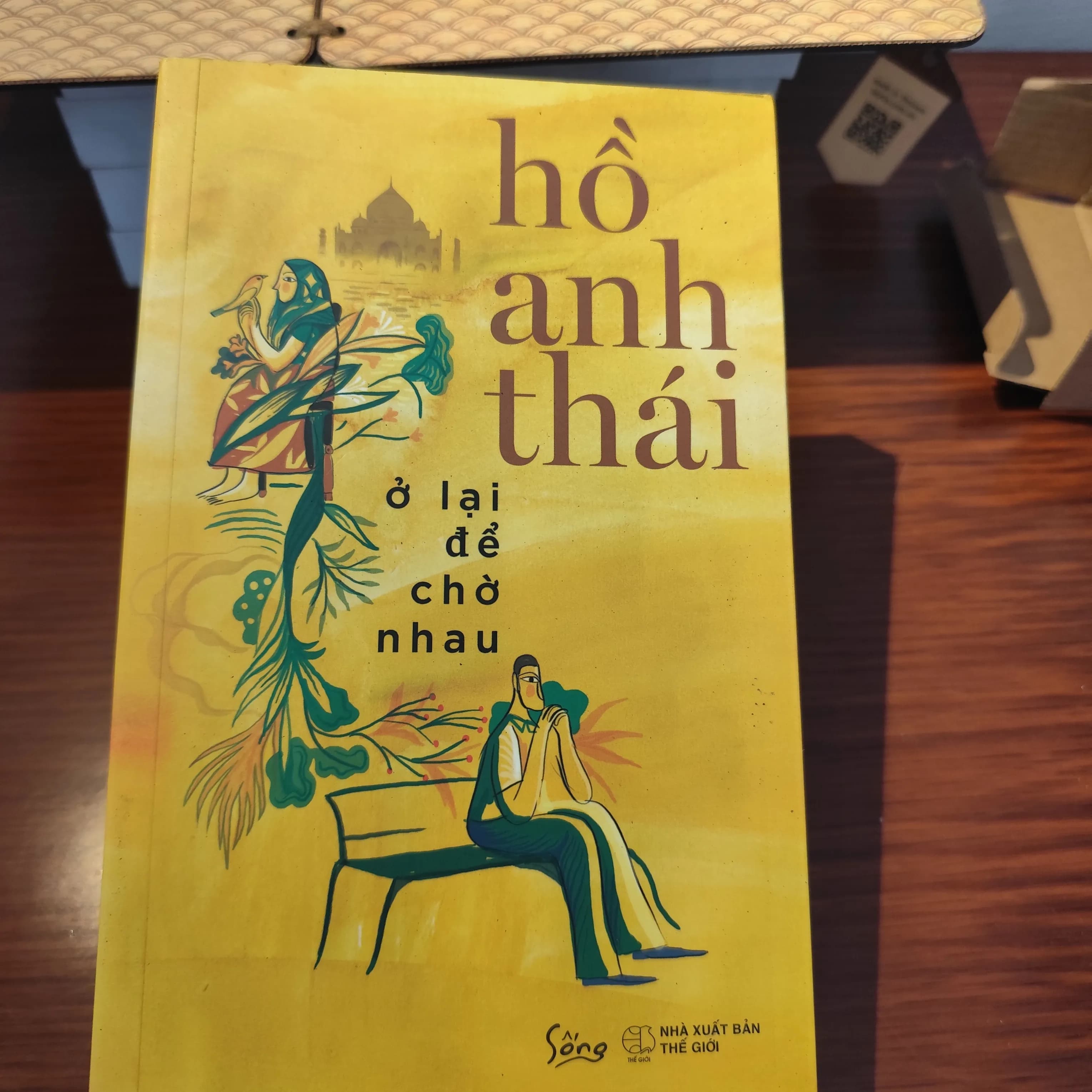 Ở lại để chờ nhau- Hồ Anh Thái - Image 1