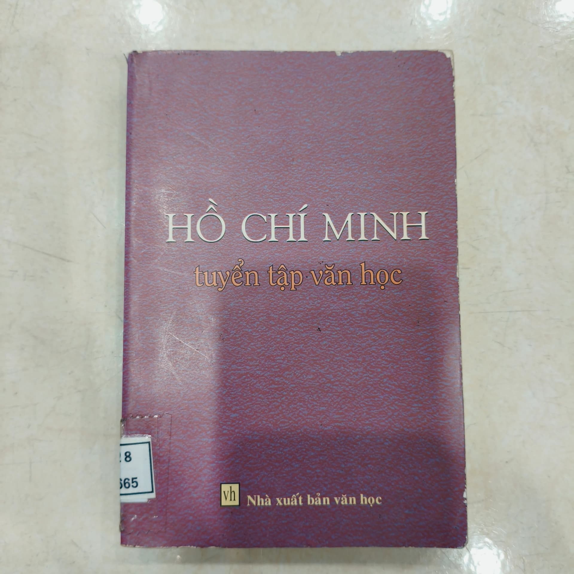 Hồ Chí Minh tuyển tập văn học - Image 1